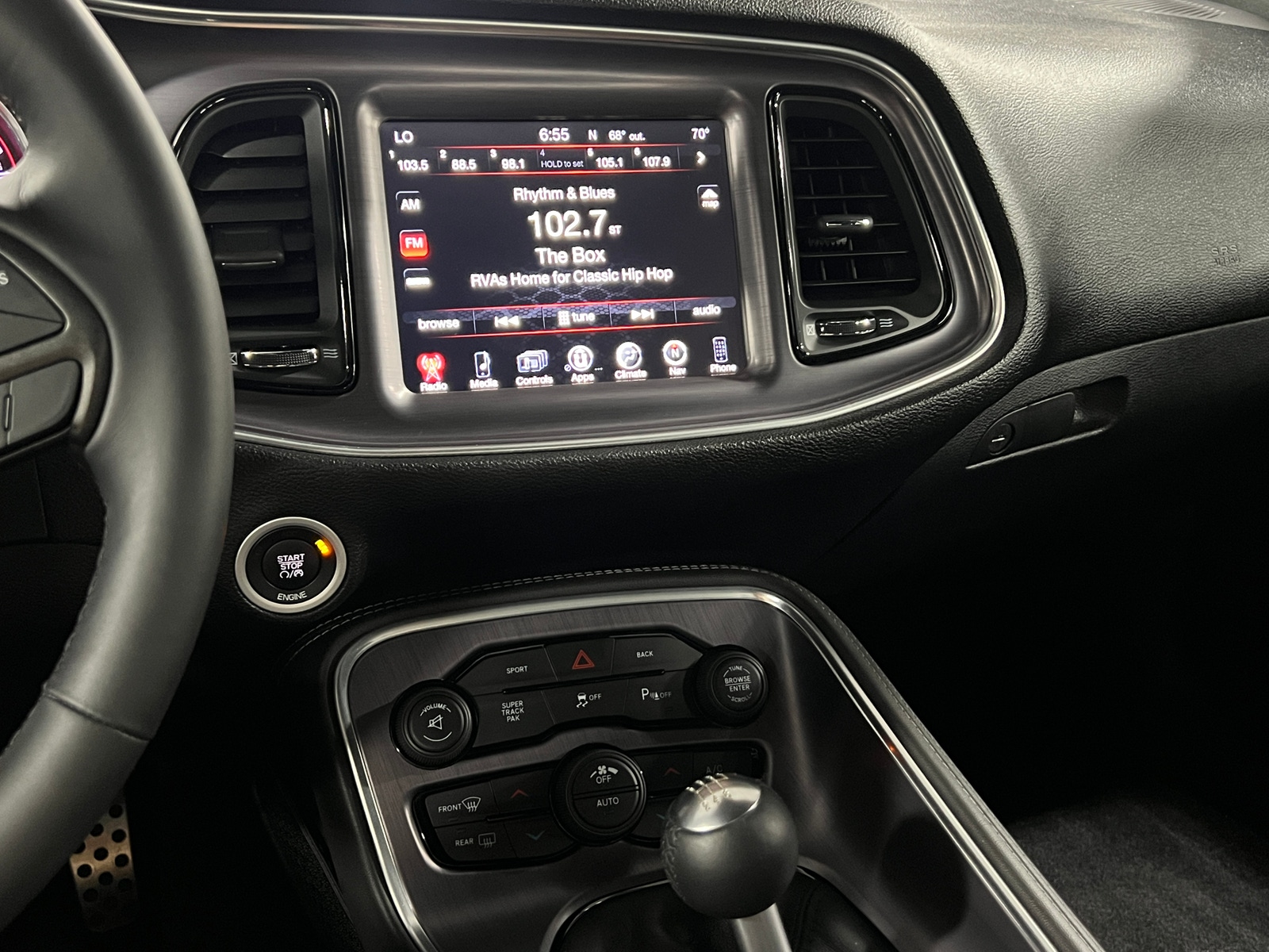 Thumbnail: 2016 Dodge Challenger - 3