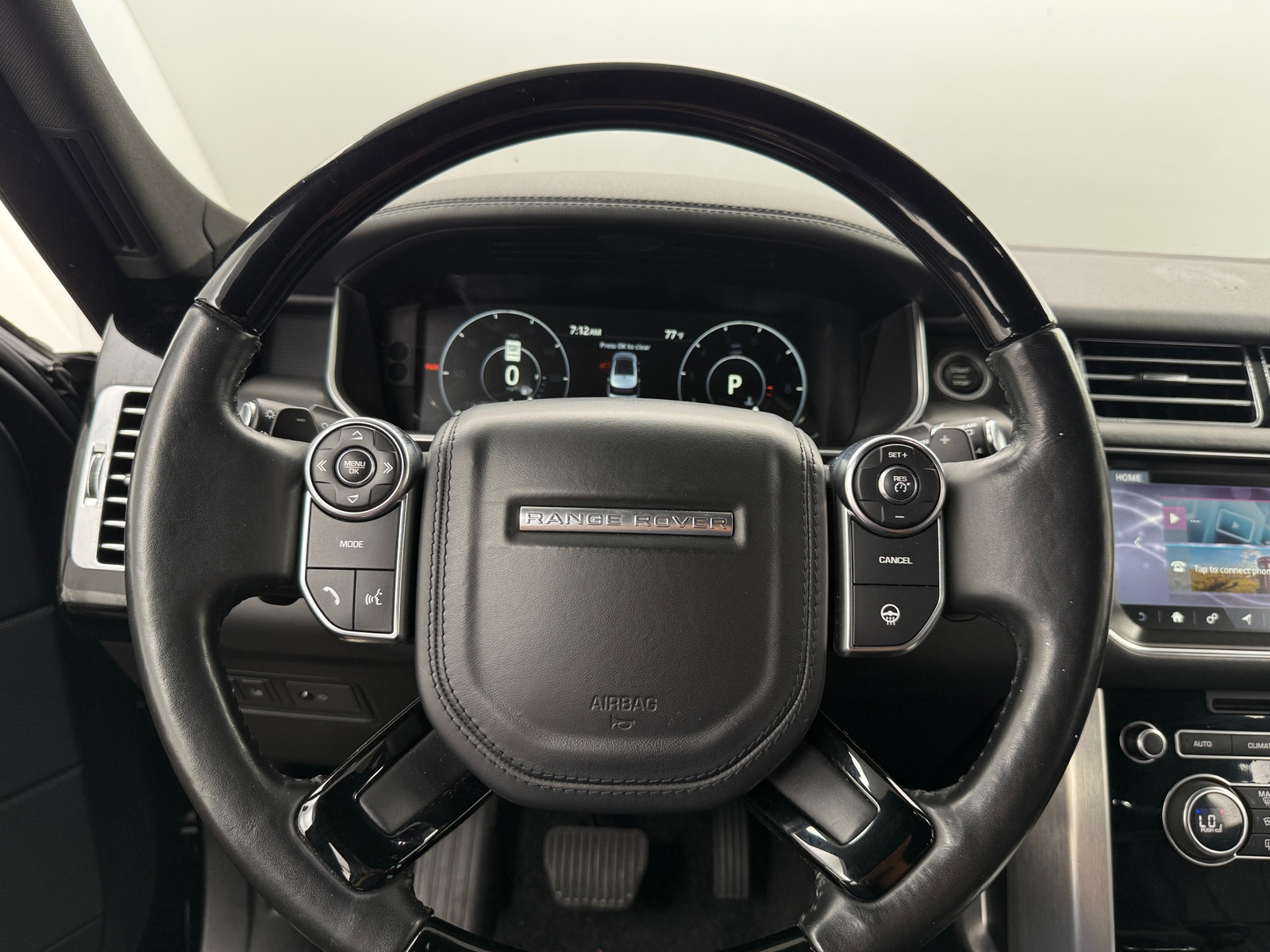 Thumbnail: 2017 Land Rover Range Rover - 4