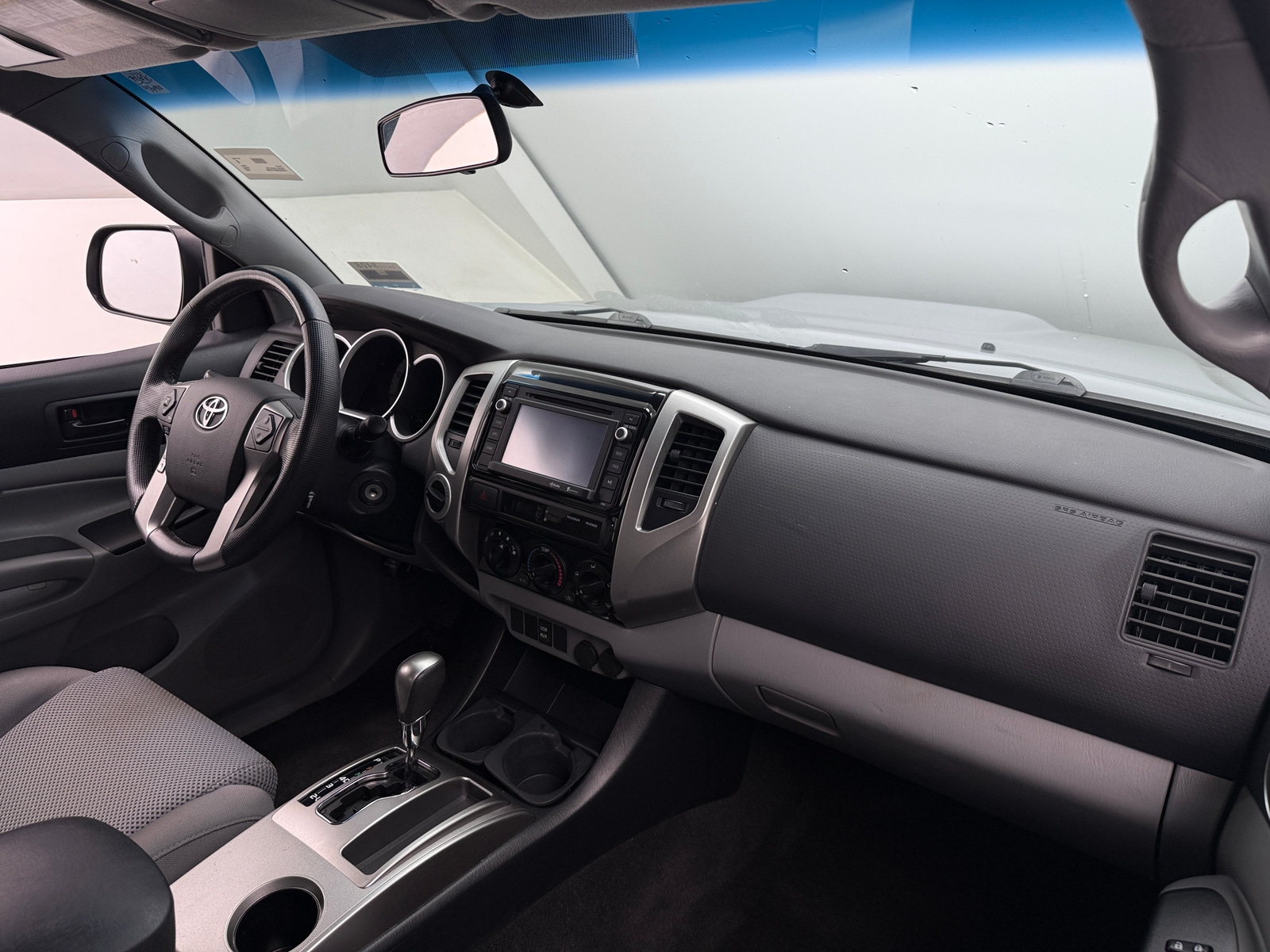 Thumbnail: 2014 Toyota Tacoma - 3
