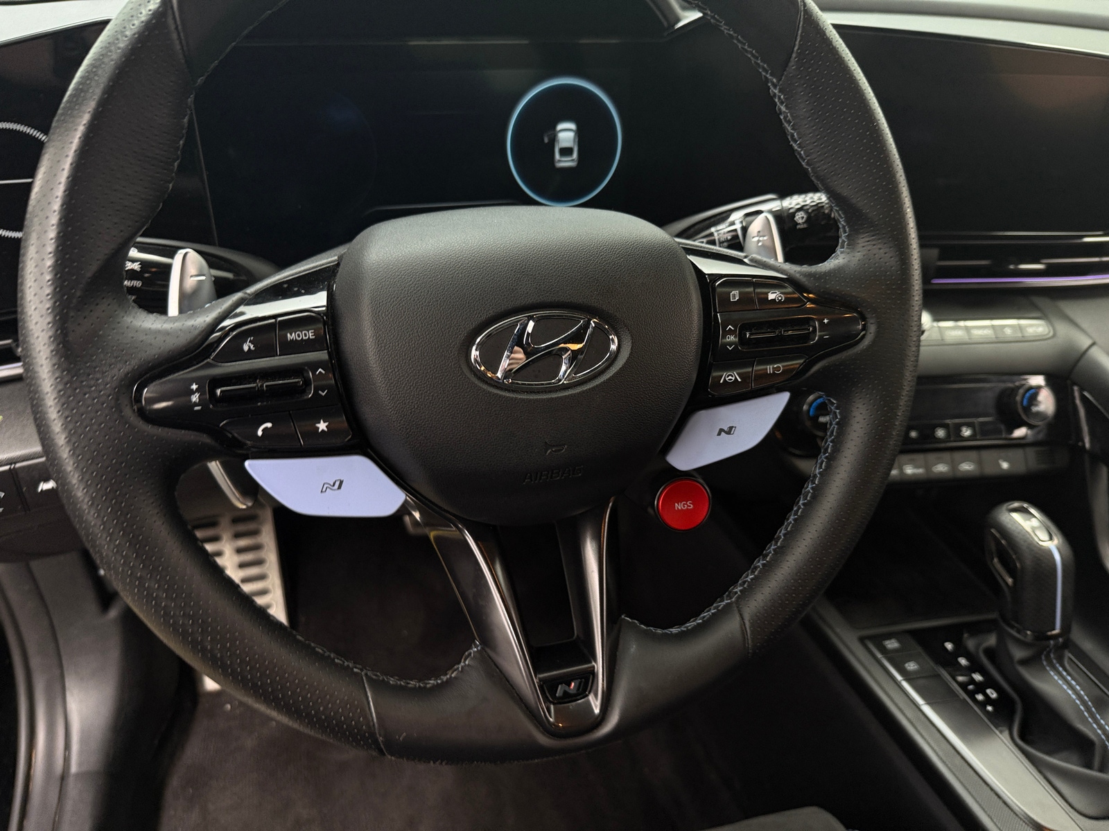 Thumbnail: 2022 Hyundai Elantra - 4