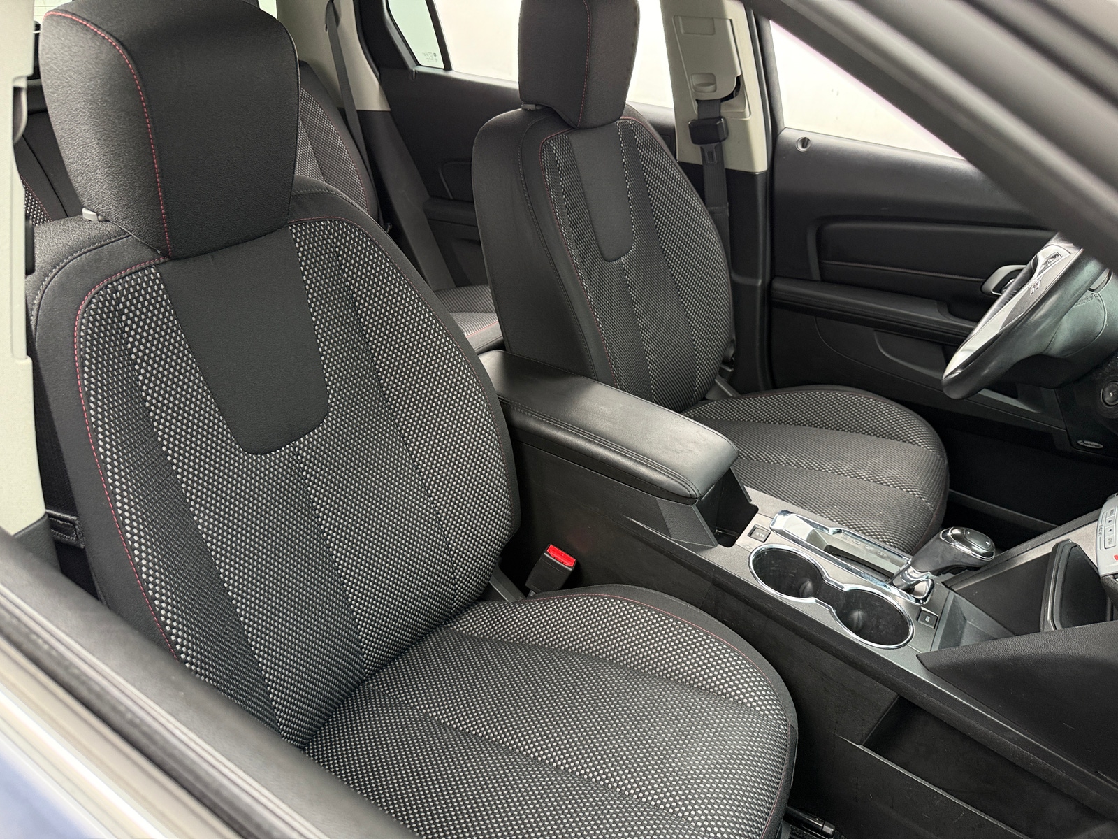 Thumbnail: 2016 GMC Terrain - 2