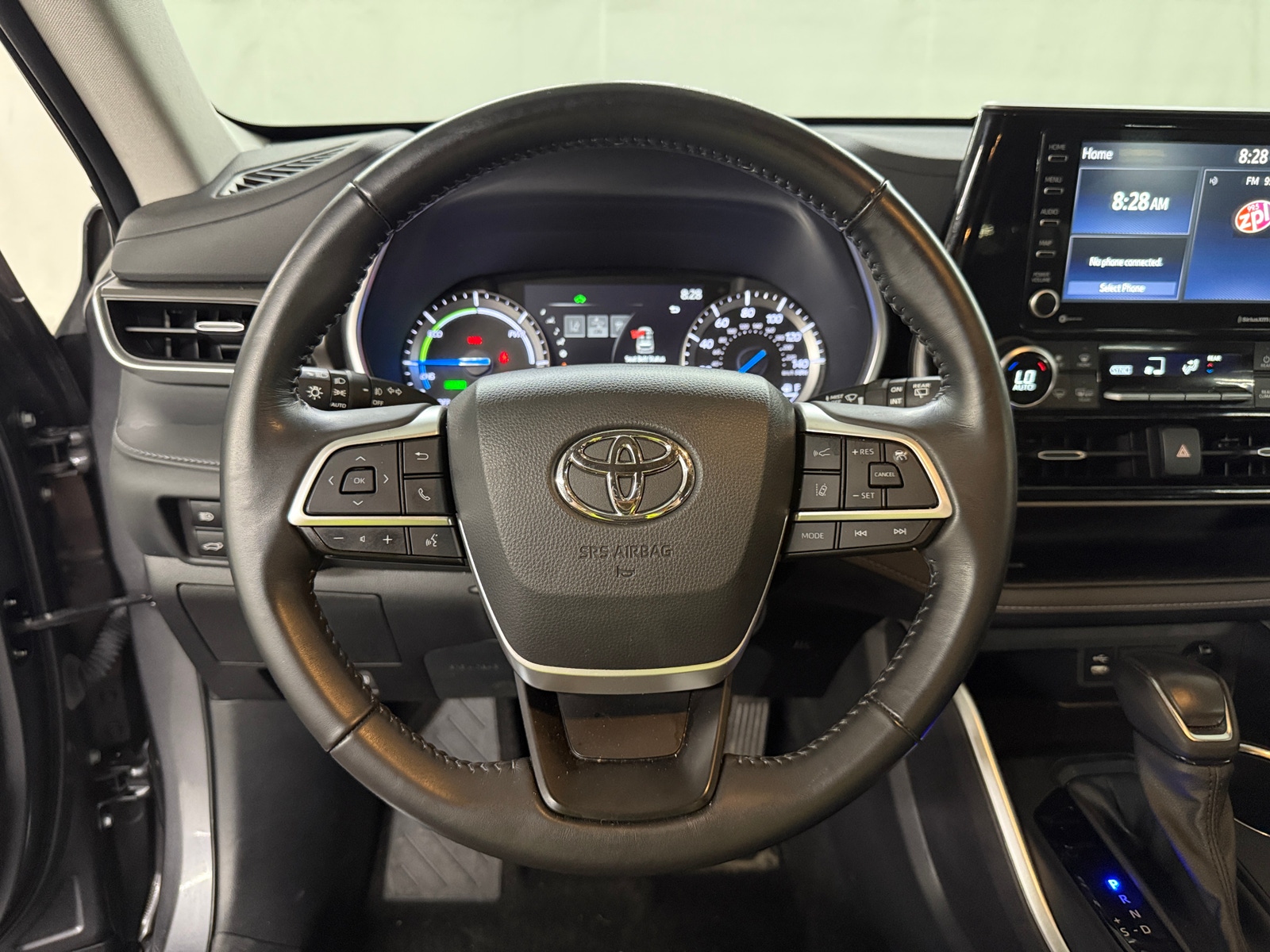 Thumbnail: 2022 Toyota Highlander - 4