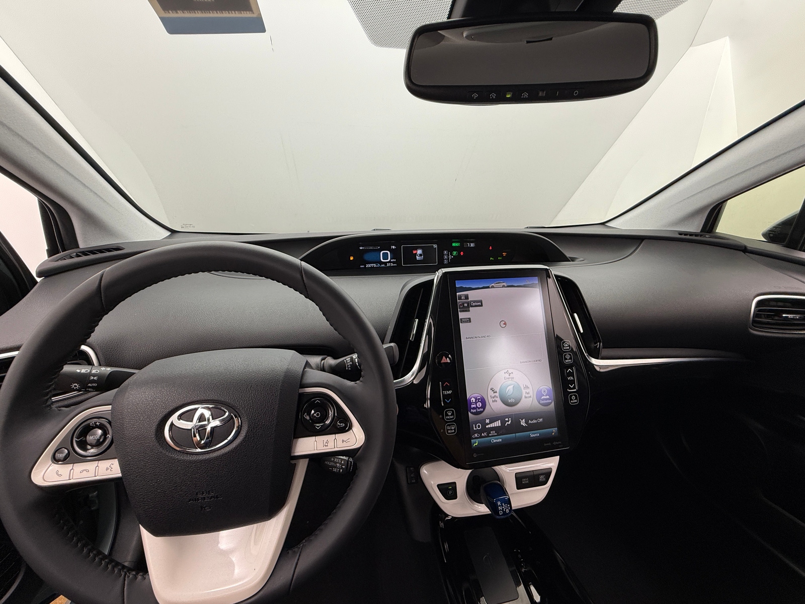 Thumbnail: 2018 Toyota Prius - 2