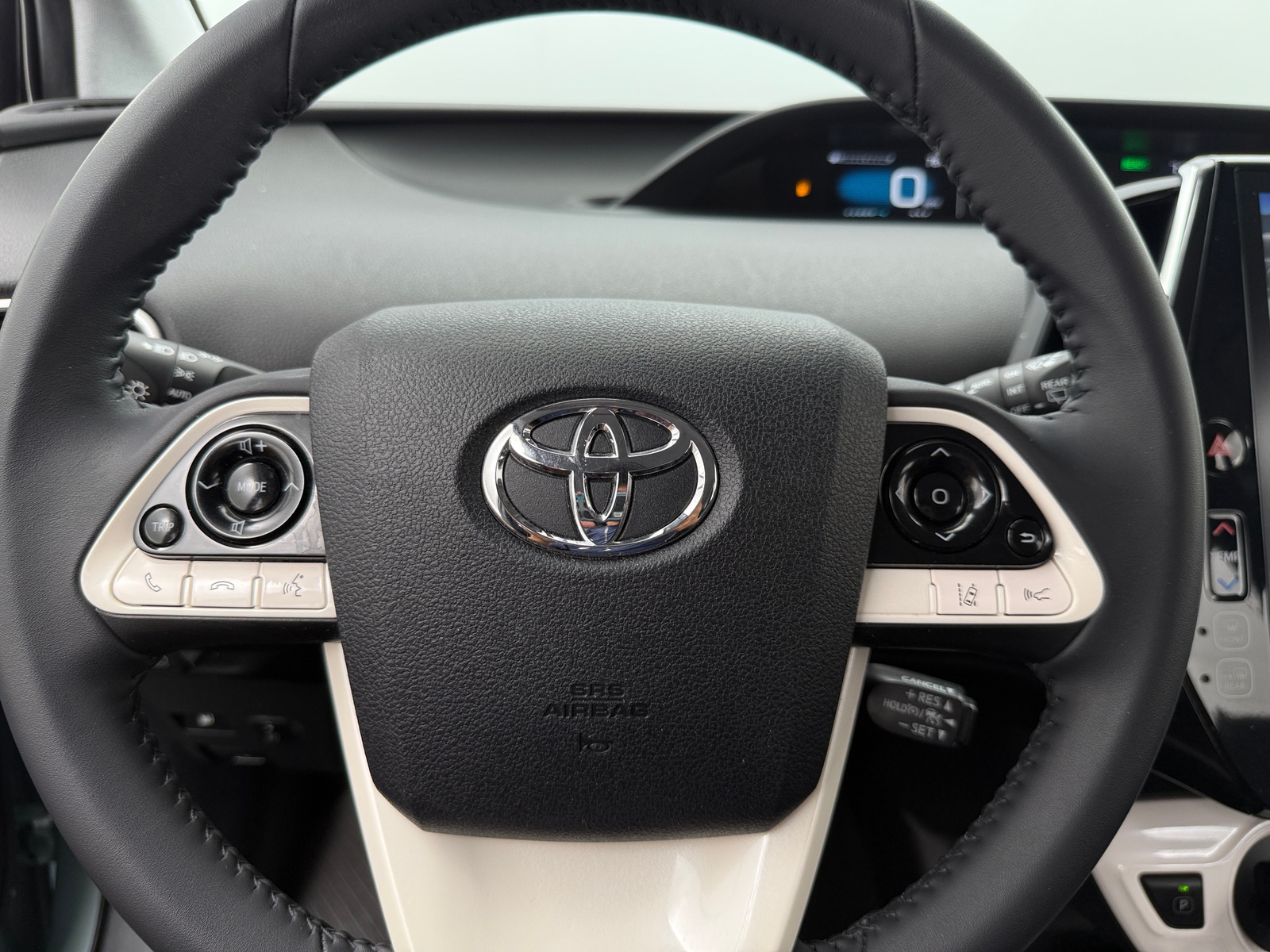 Thumbnail: 2018 Toyota Prius - 4