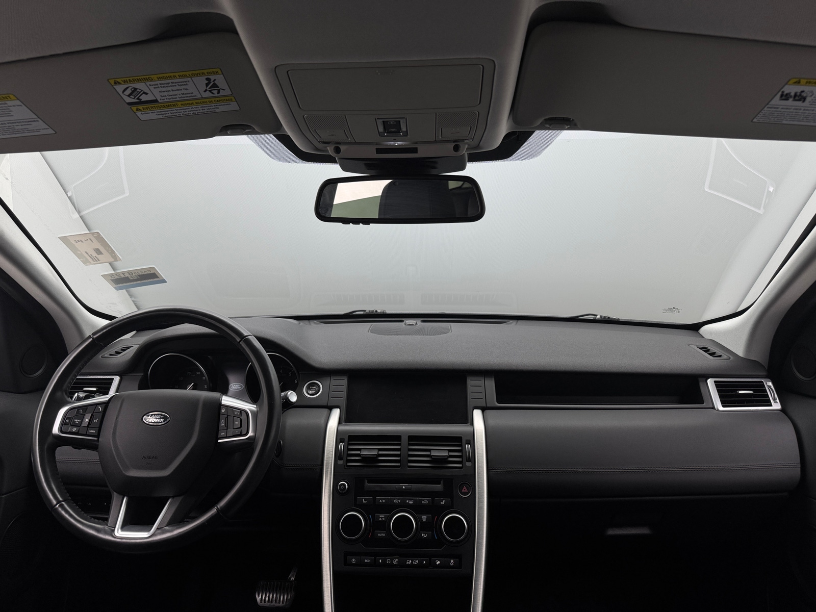 Thumbnail: 2018 Land Rover Discovery Sport - 2