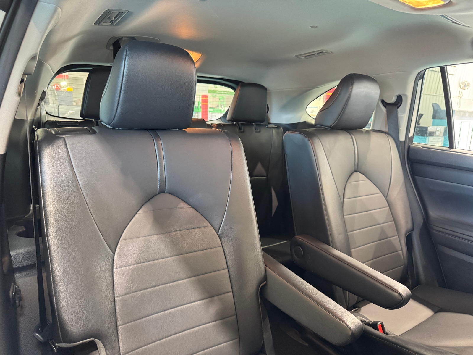 Thumbnail: 2021 Toyota Highlander - 5