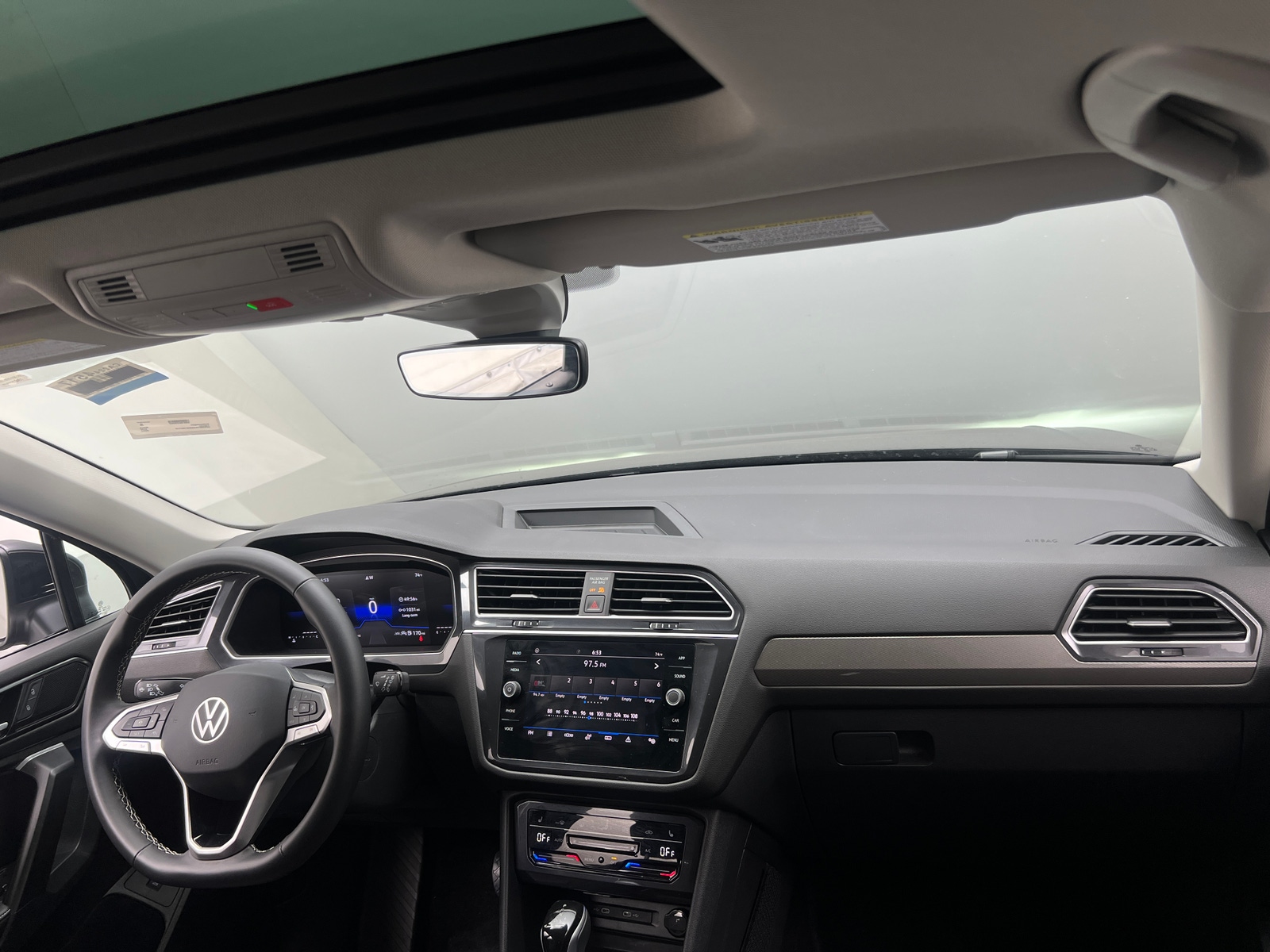 Thumbnail: 2024 Volkswagen Tiguan - 2