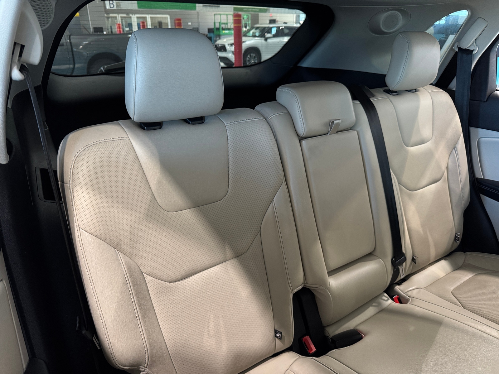 Thumbnail: 2017 Ford Edge - 5