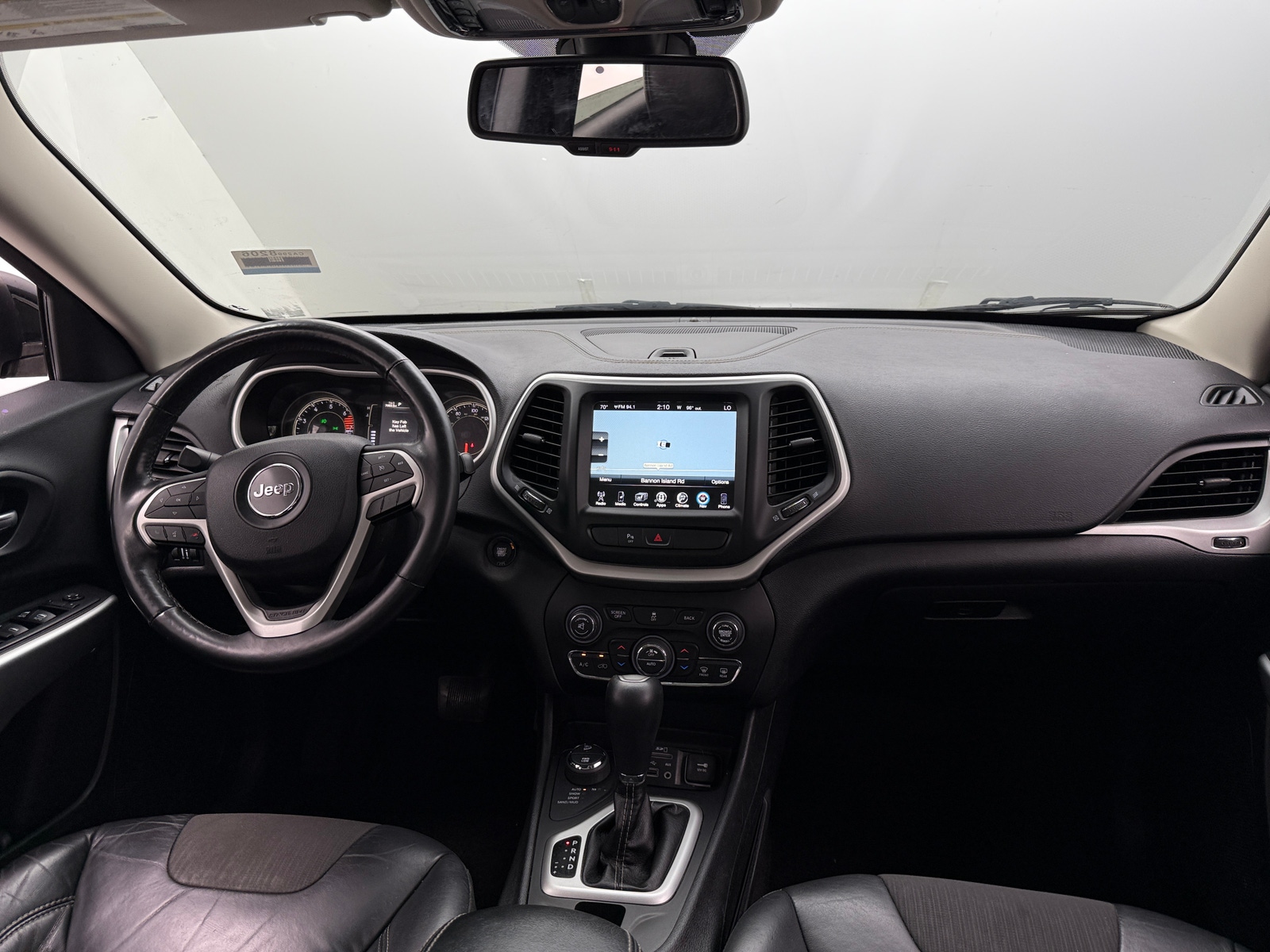 Thumbnail: 2018 Jeep Cherokee - 3