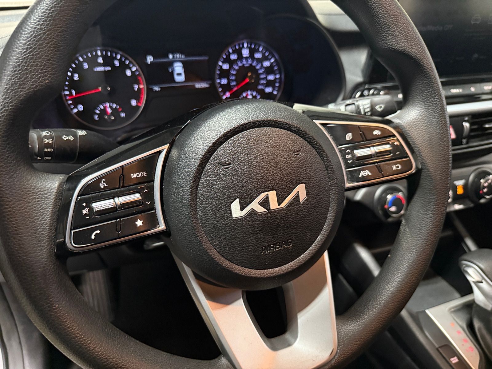 Thumbnail: 2023 Kia Forte - 5