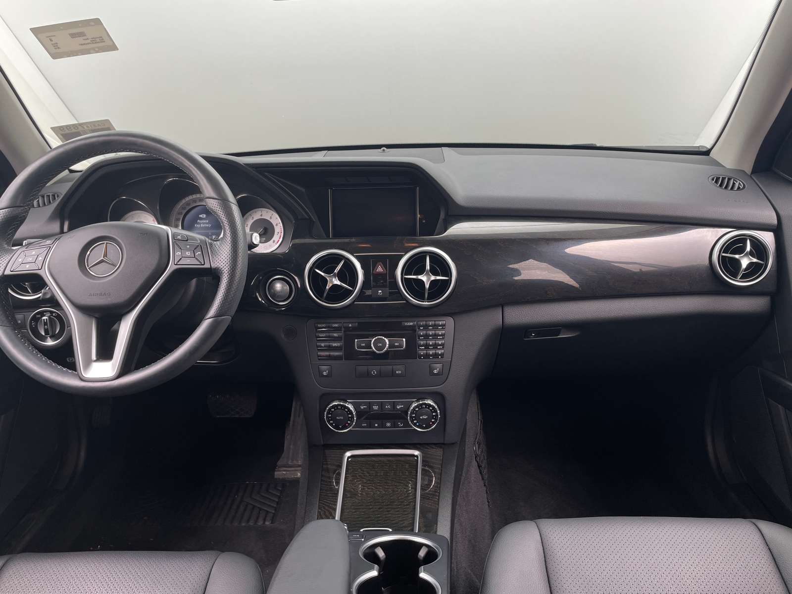 Thumbnail: 2015 Mercedes-Benz GLK - 2