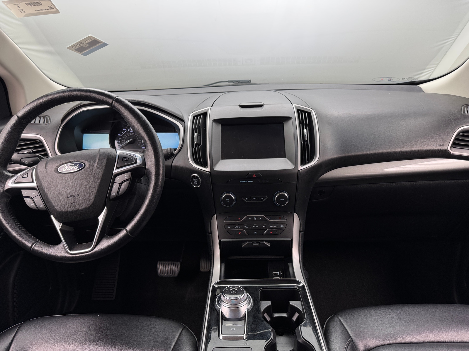 Thumbnail: 2019 Ford Edge - 3