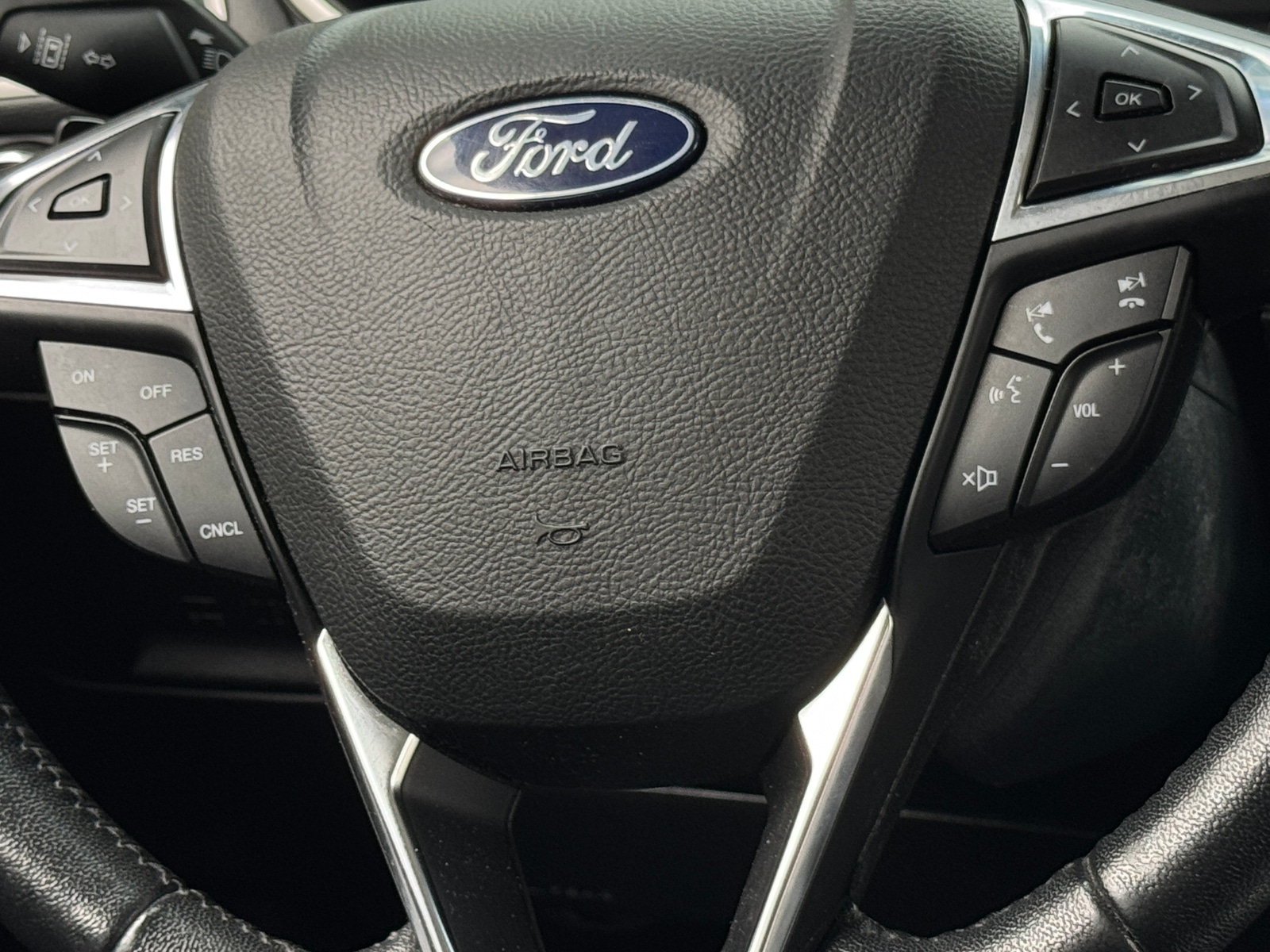 Thumbnail: 2019 Ford Edge - 5
