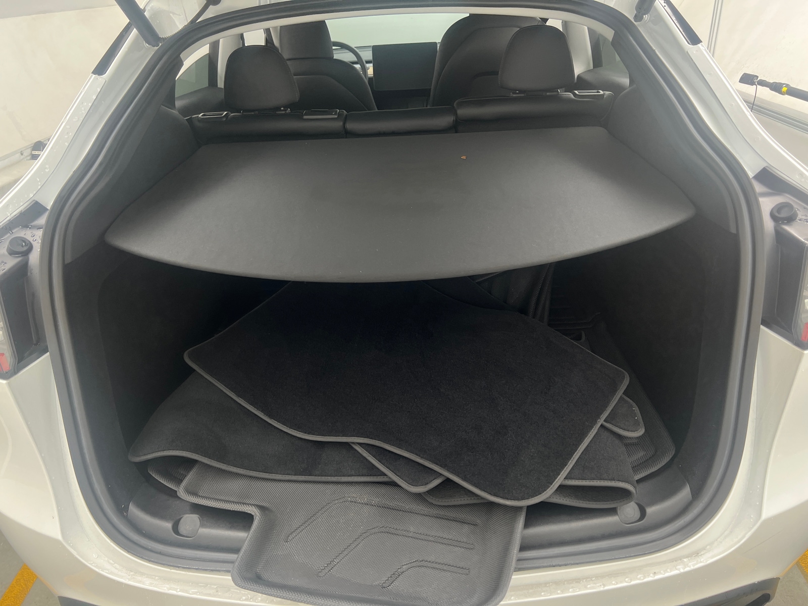 Thumbnail: 2023 Tesla Model Y - 6