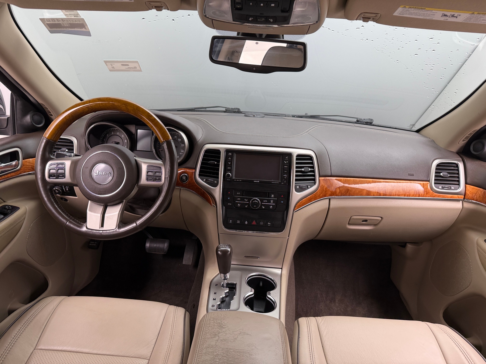 Thumbnail: 2011 Jeep Grand Cherokee - 3