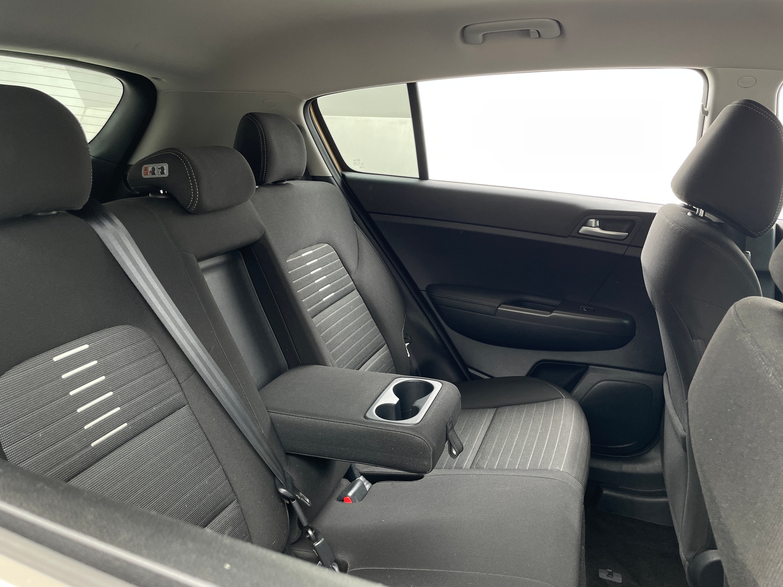 Thumbnail: 2017 Kia Sportage - 6