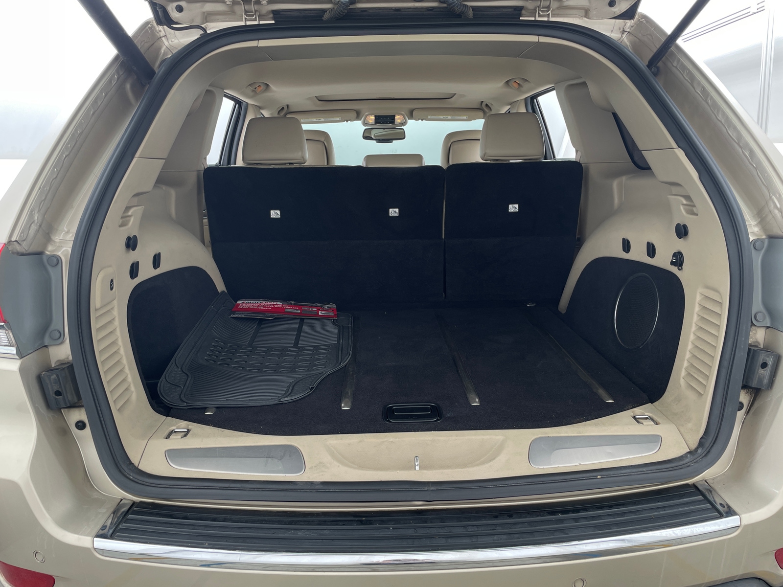 Thumbnail: 2014 Jeep Grand Cherokee - 6