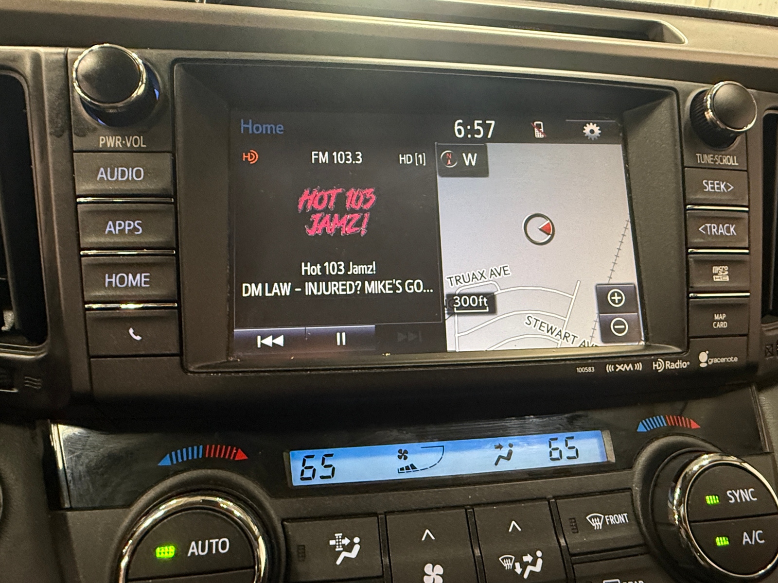Thumbnail: 2016 Toyota RAV4 - 4