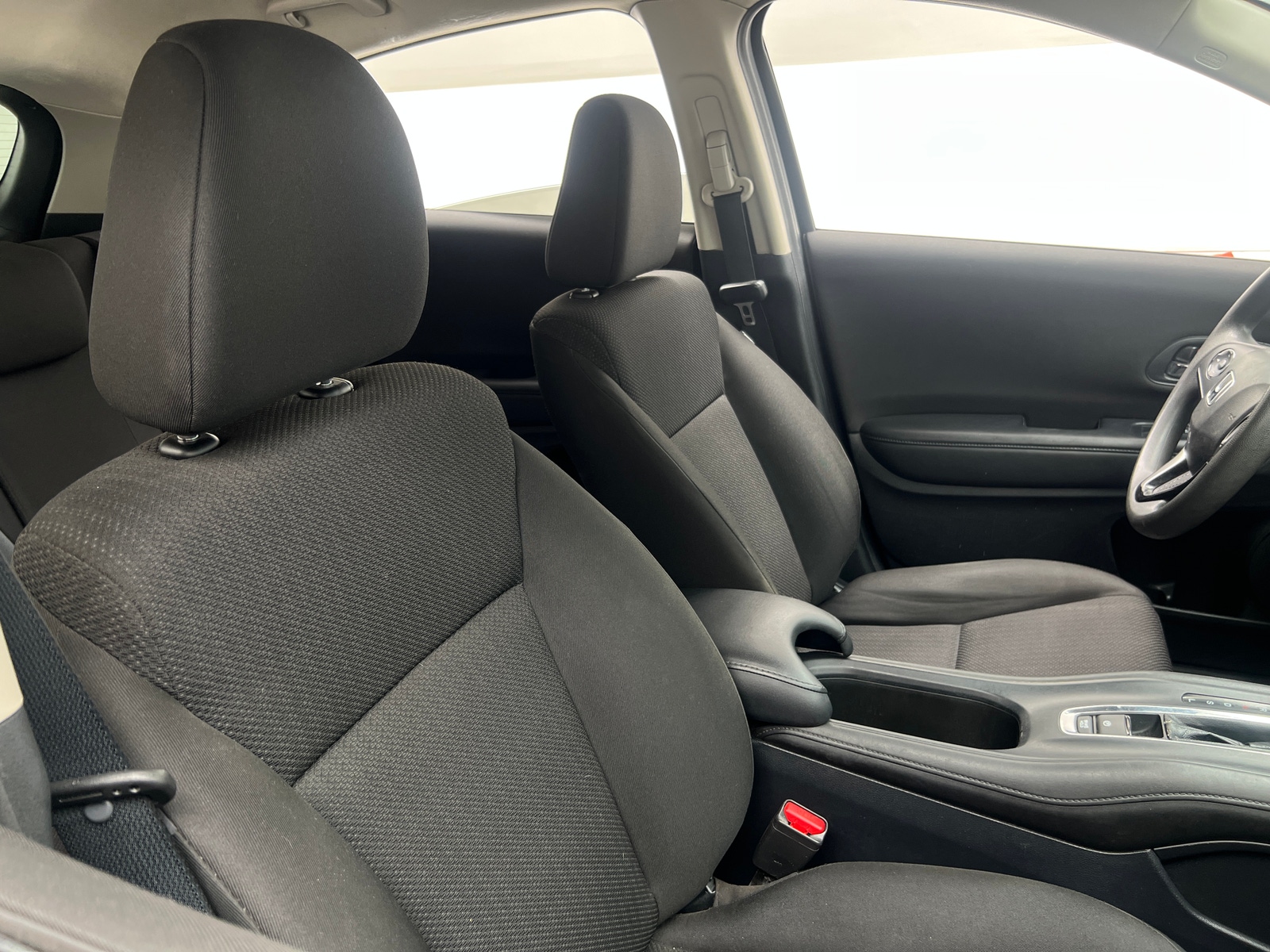 Thumbnail: 2018 Honda HR-V - 2