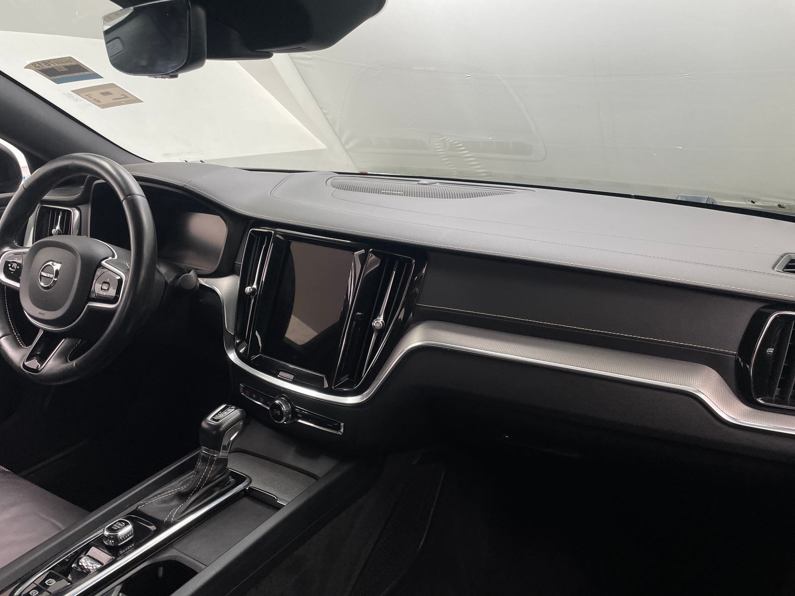 Thumbnail: 2021 Volvo S60 - 2