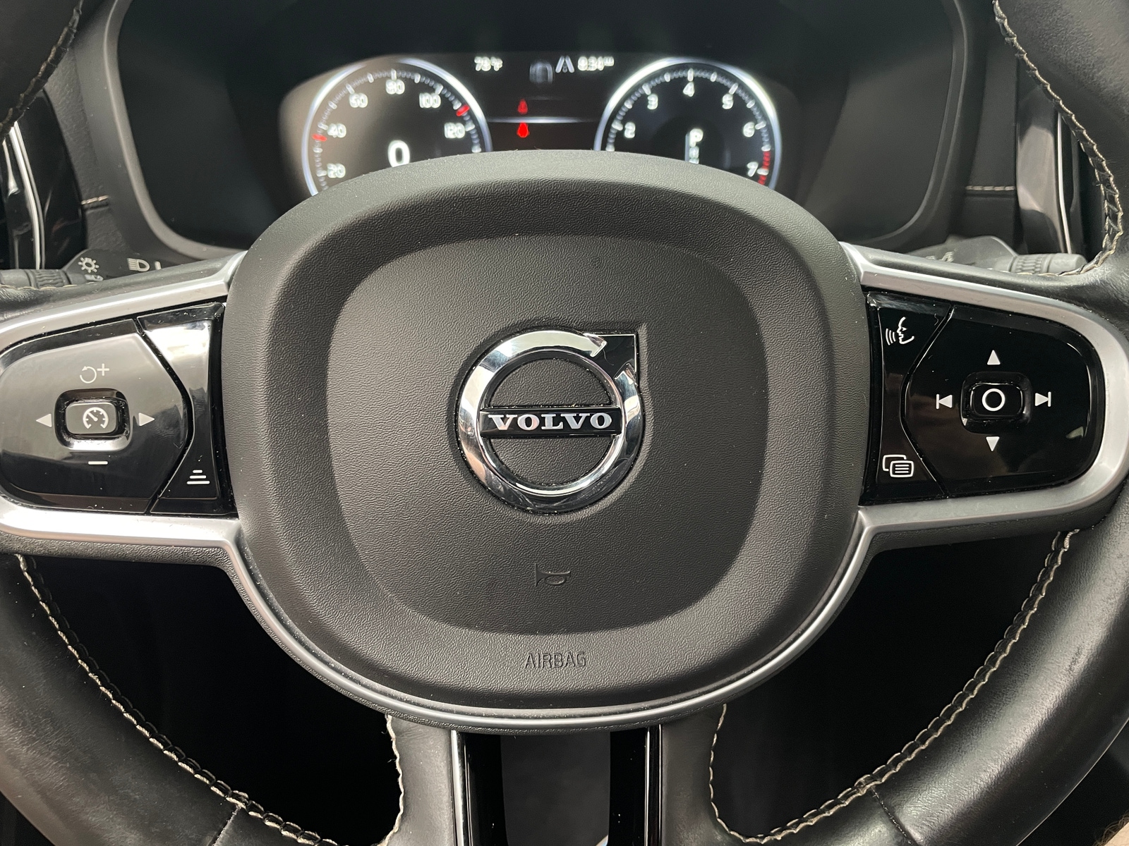 Thumbnail: 2021 Volvo S60 - 4
