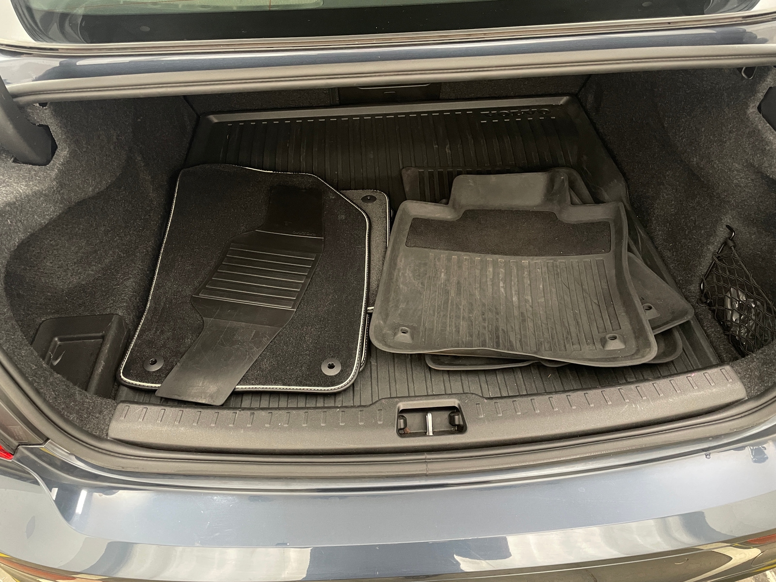 Thumbnail: 2021 Volvo S60 - 6