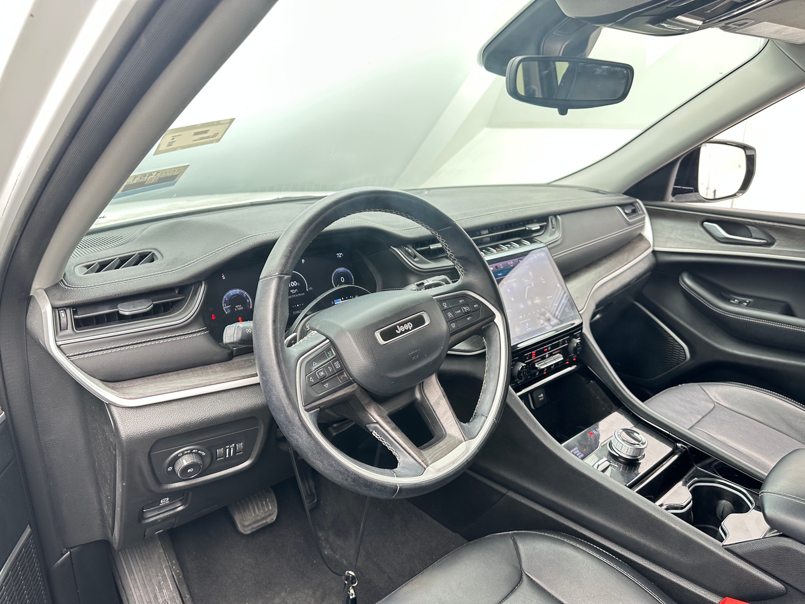 Thumbnail: 2022 Jeep Grand Cherokee L - 2