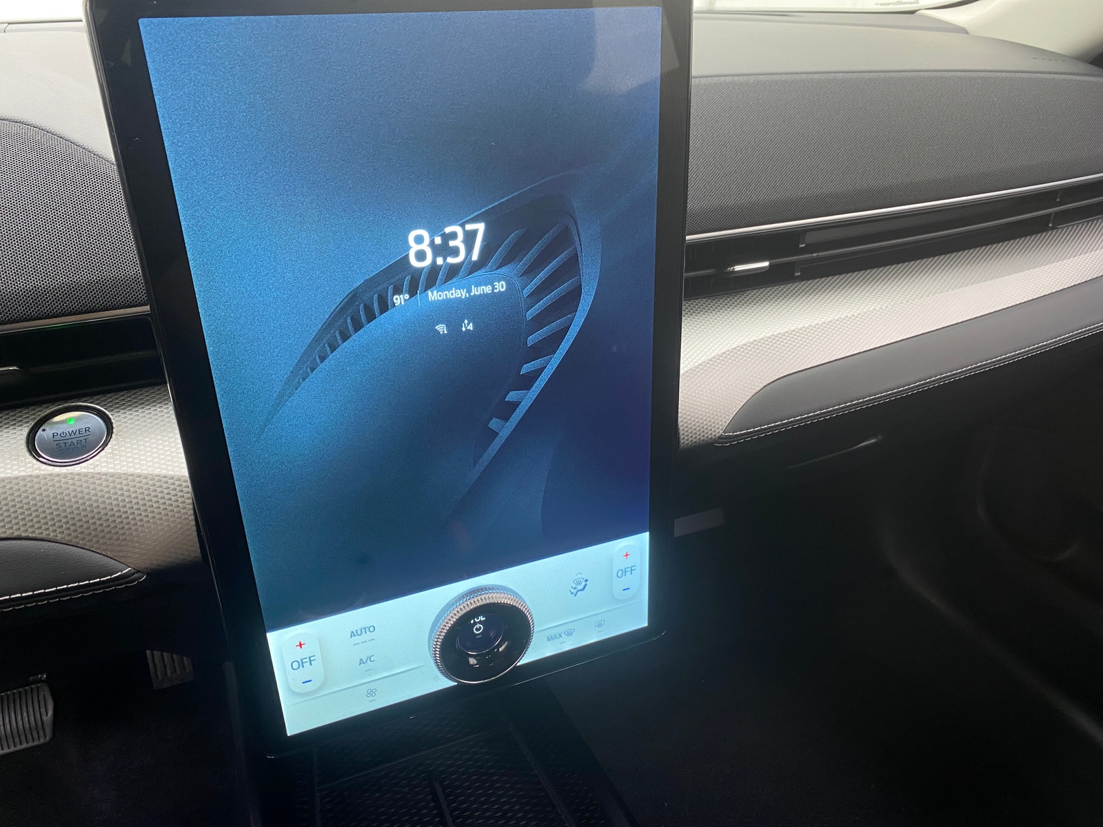 Thumbnail: 2021 Ford Mustang Mach-E - 3
