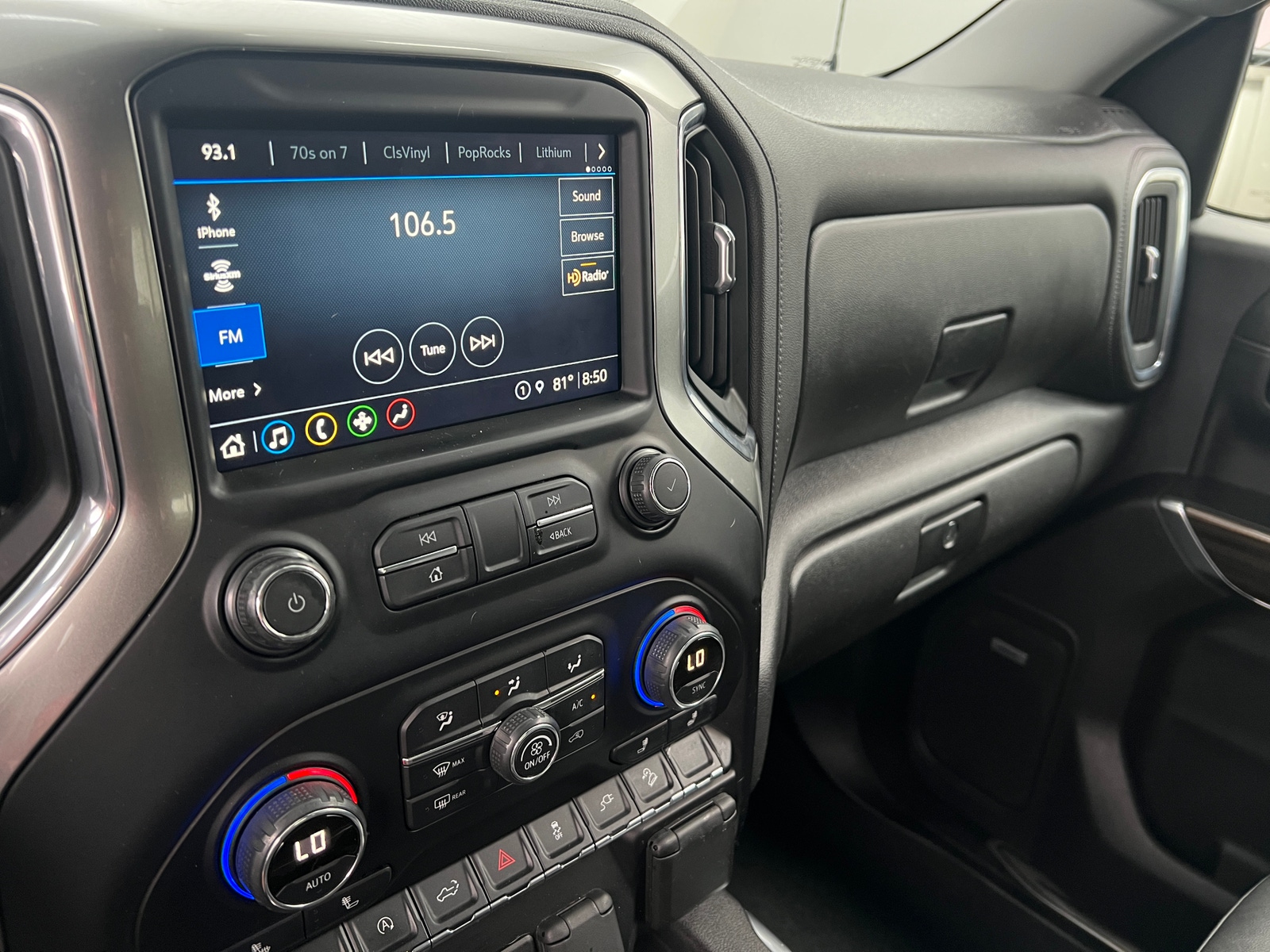 Thumbnail: 2021 Chevrolet Silverado 1500 - 3