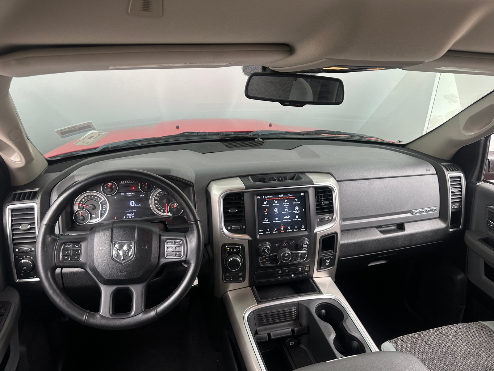 Thumbnail: 2019 RAM 1500 Classic - 3