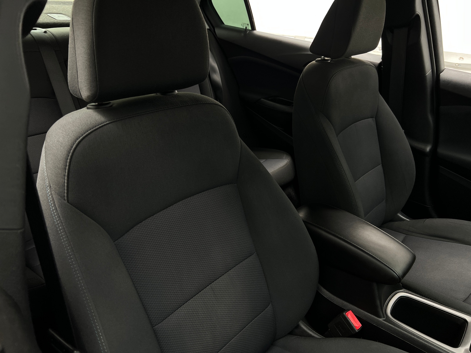 Thumbnail: 2019 Chevrolet Cruze - 2