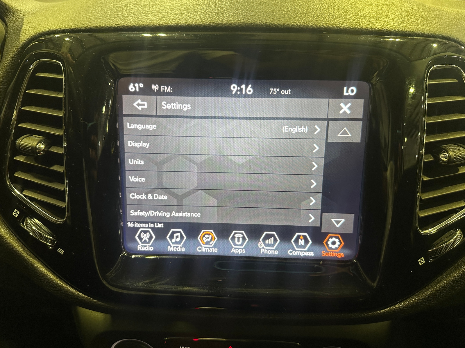 Thumbnail: 2018 Jeep Compass - 3