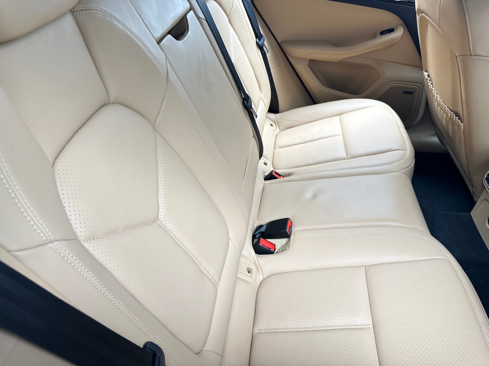 Thumbnail: 2018 Porsche Macan - 5
