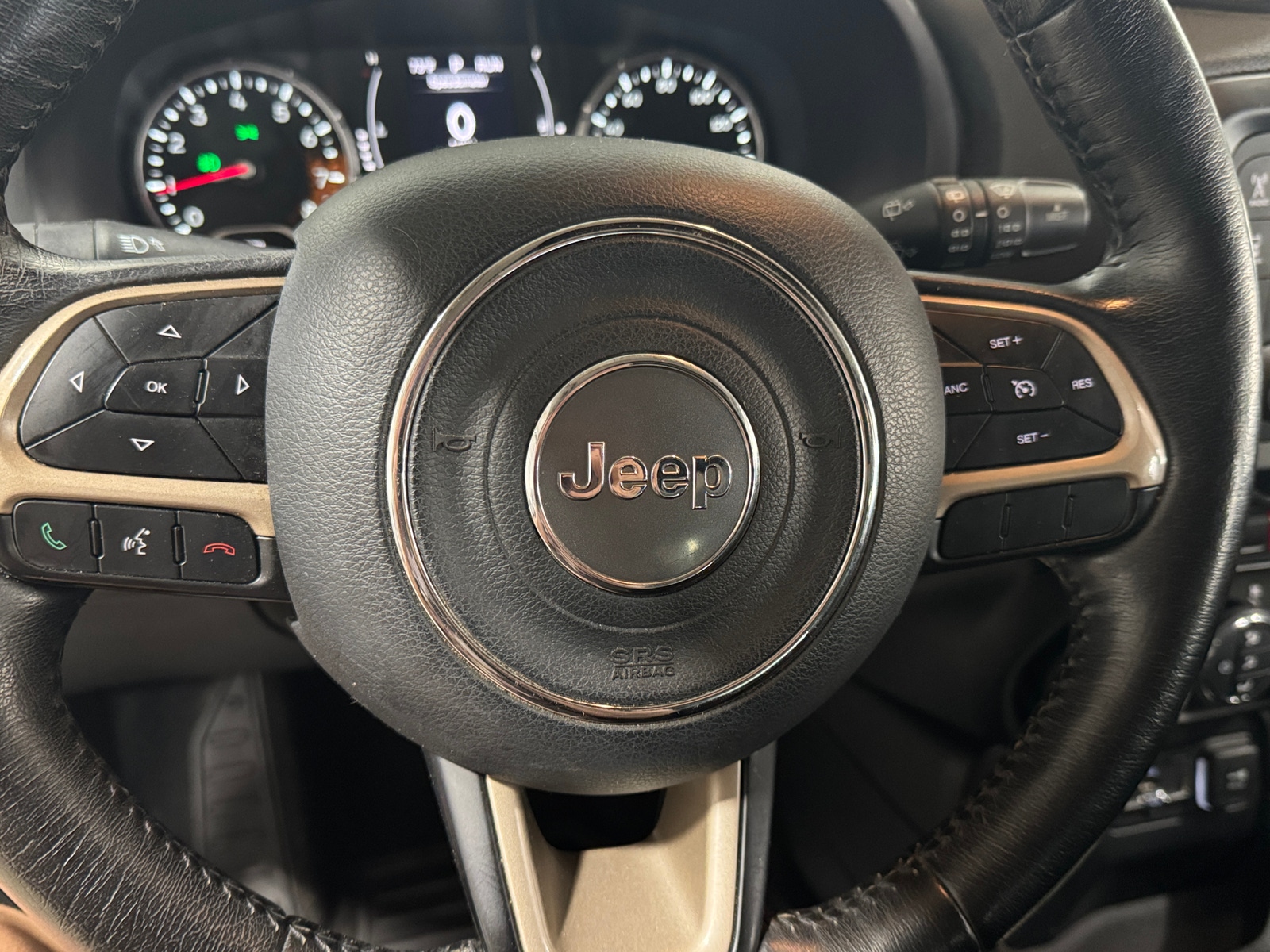 Thumbnail: 2016 Jeep Renegade - 5