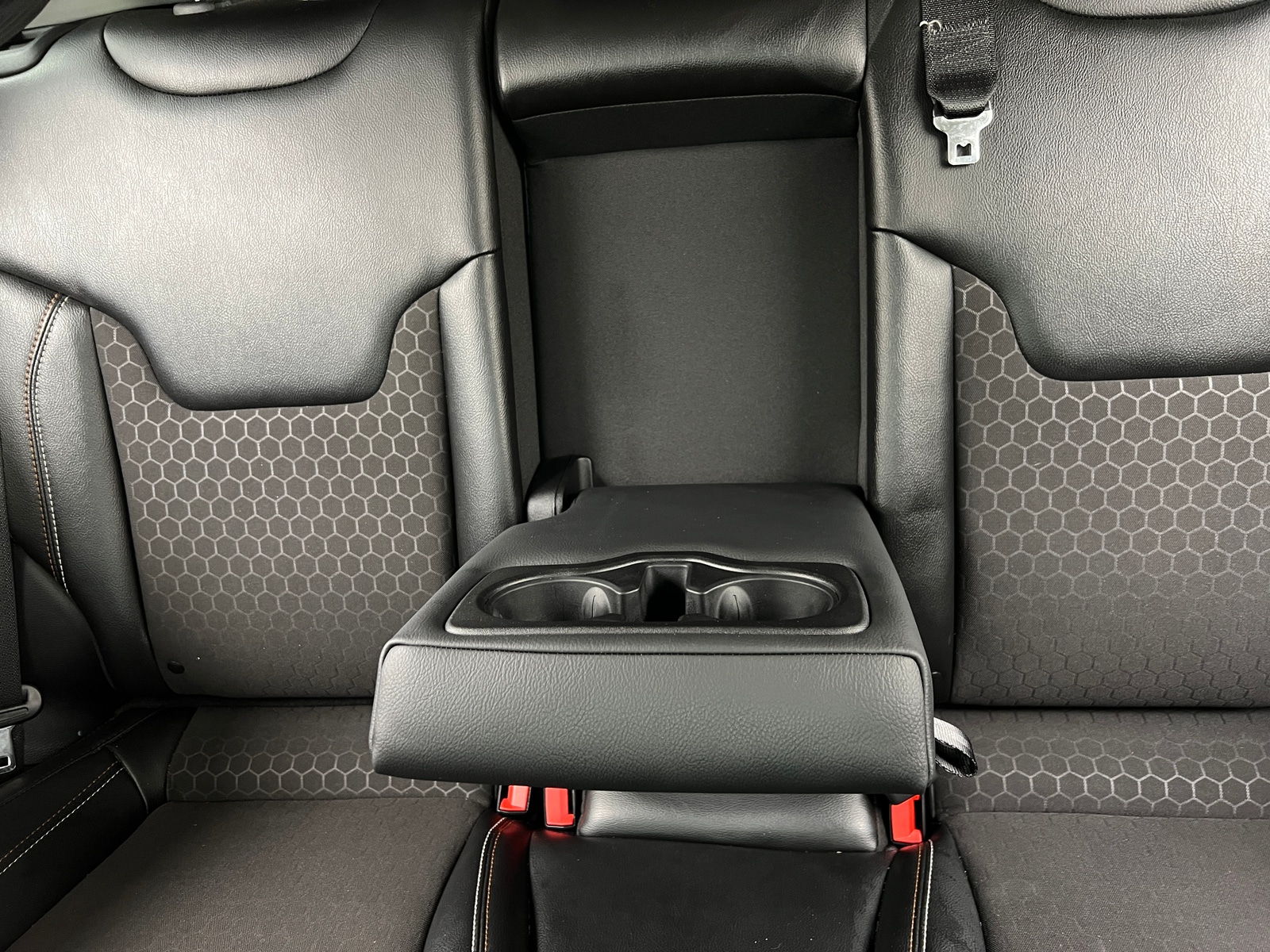 Thumbnail: 2020 Jeep Compass - 6