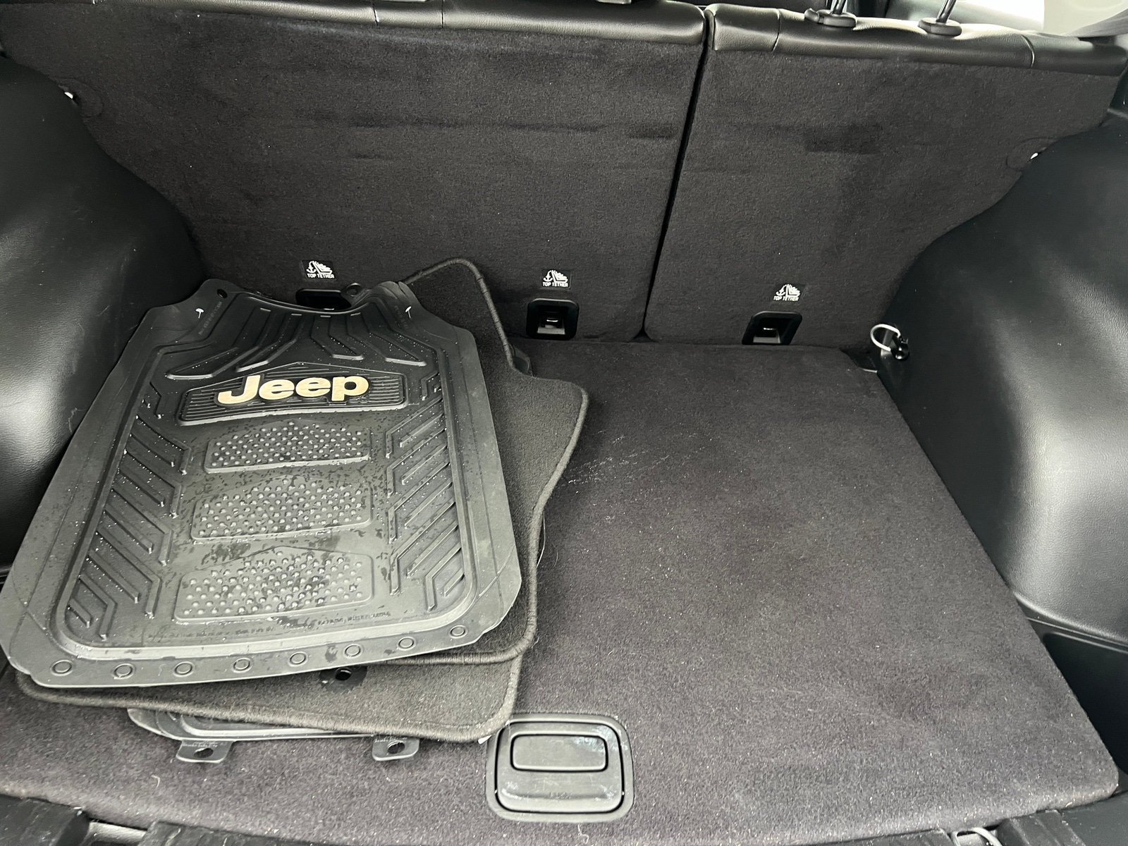 Thumbnail: 2020 Jeep Compass - 7