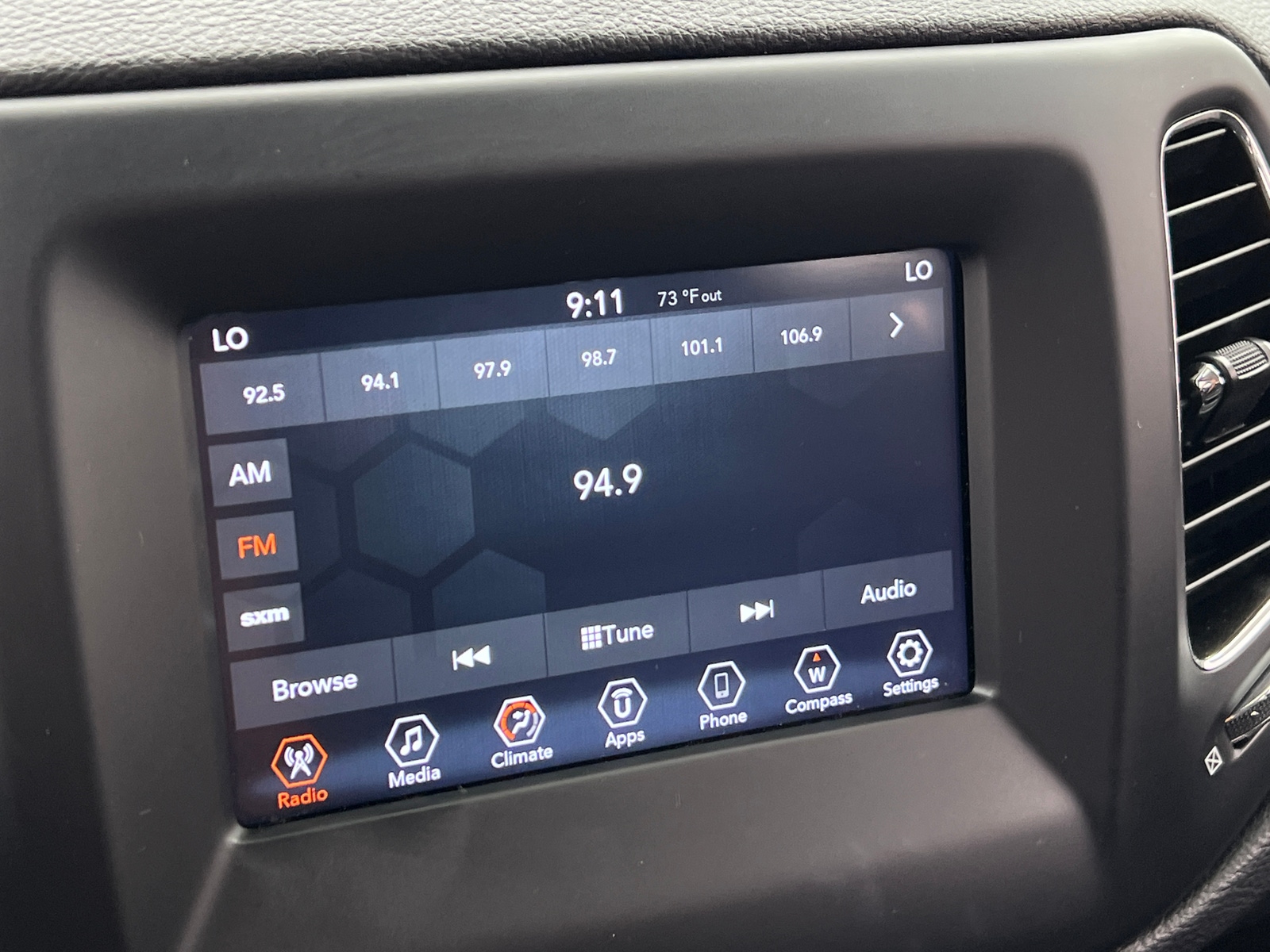 Thumbnail: 2020 Jeep Compass - 4