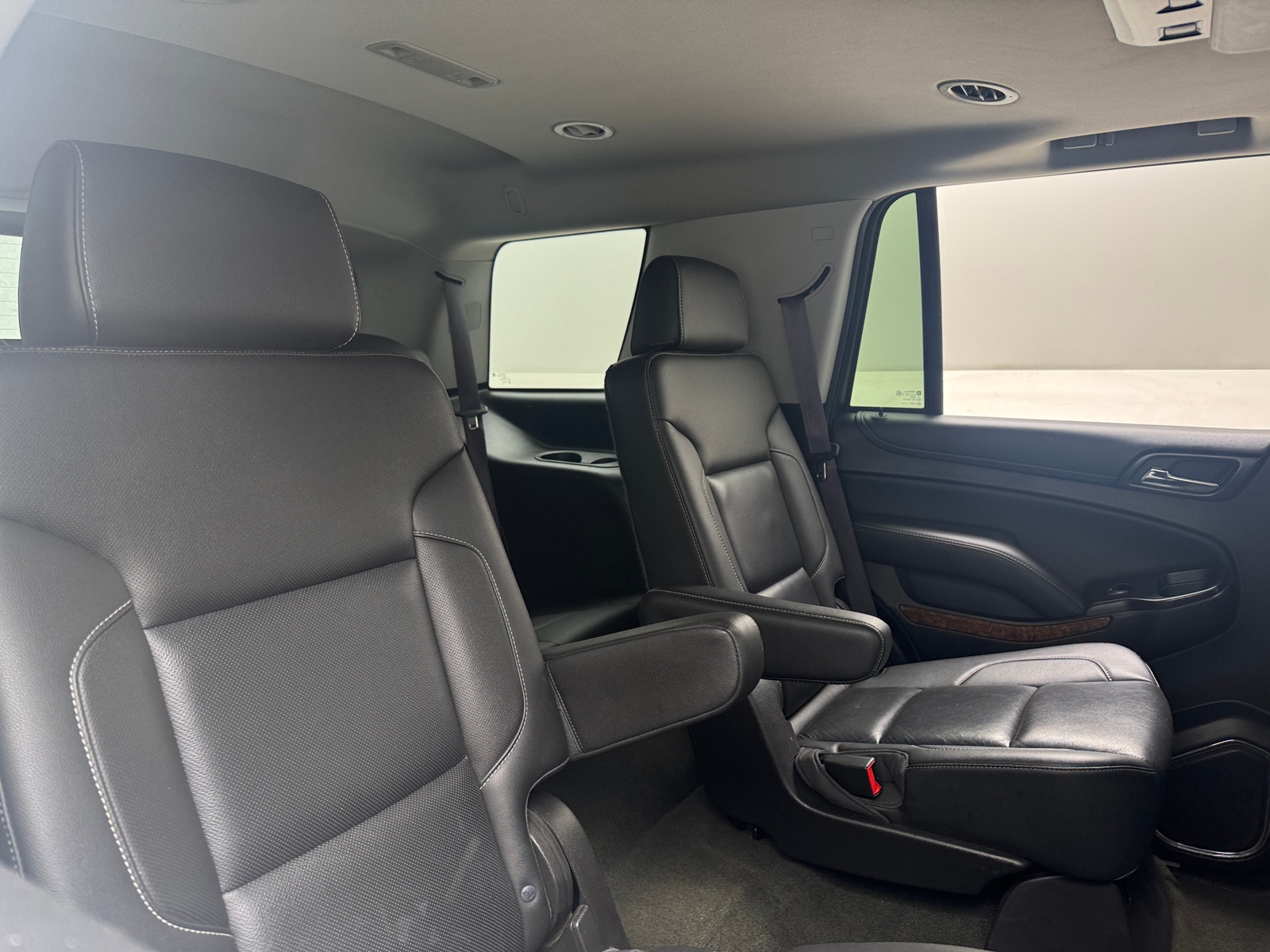 Thumbnail: 2017 Chevrolet Tahoe - 5