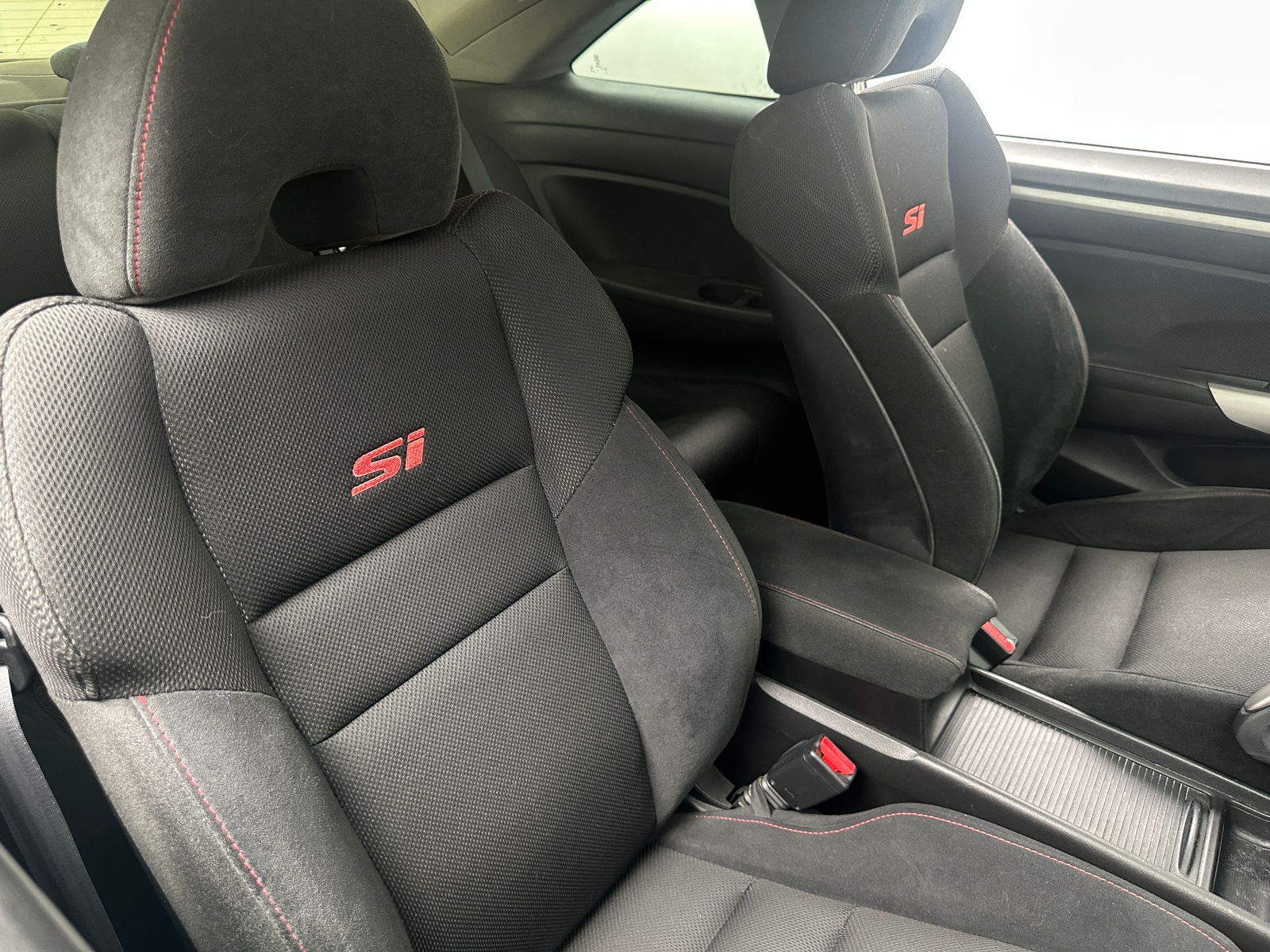 Thumbnail: 2011 Honda Civic - 2