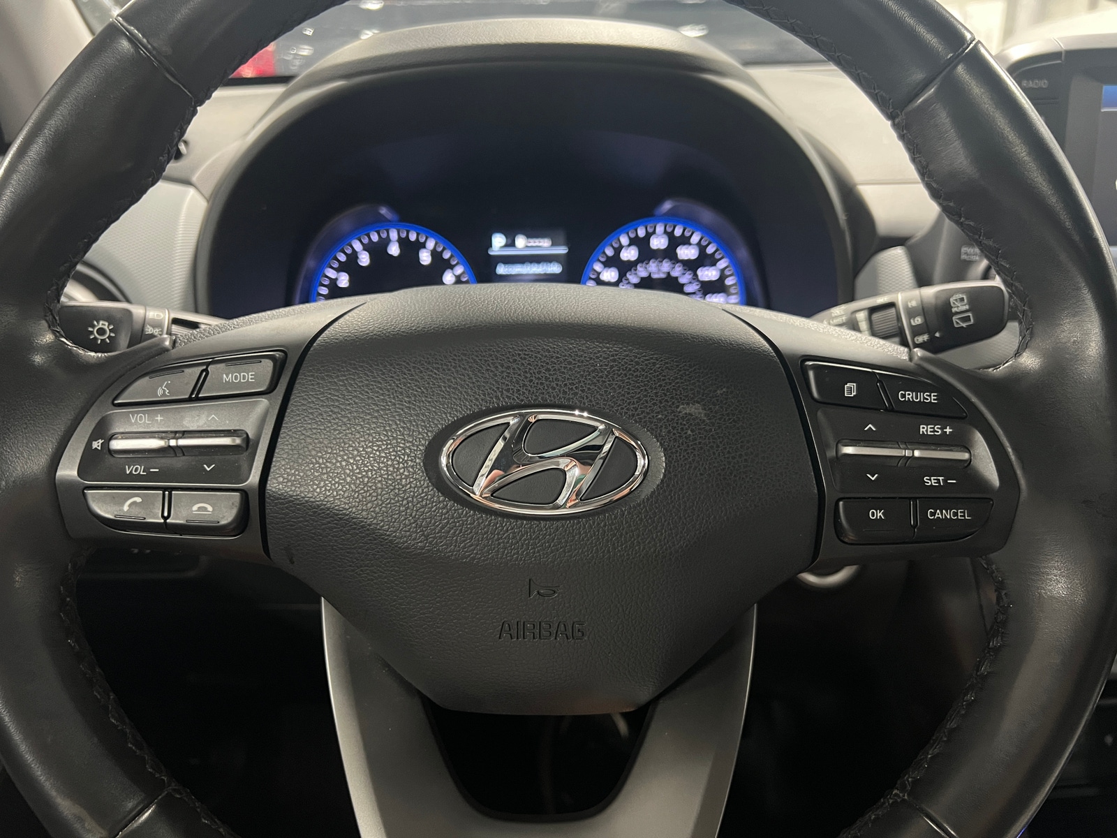 Thumbnail: 2021 Hyundai Kona - 4