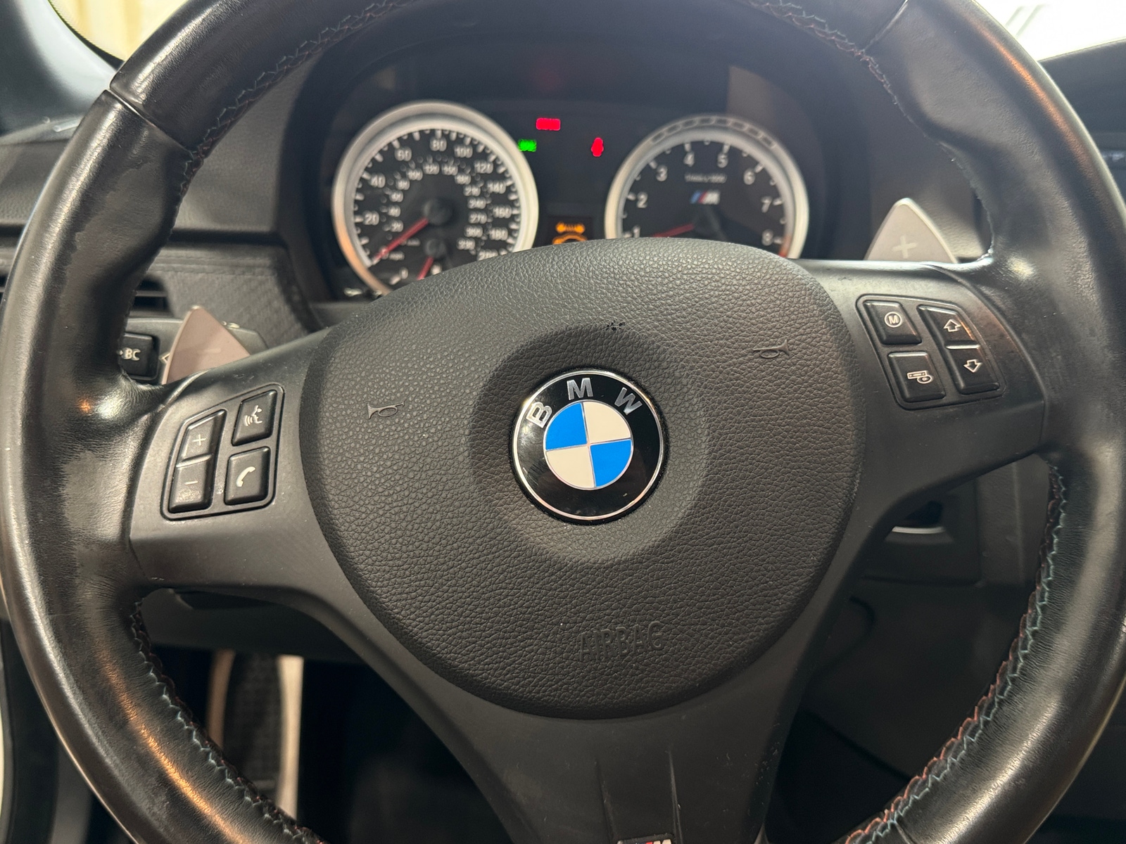 Thumbnail: 2011 BMW M3 - 4