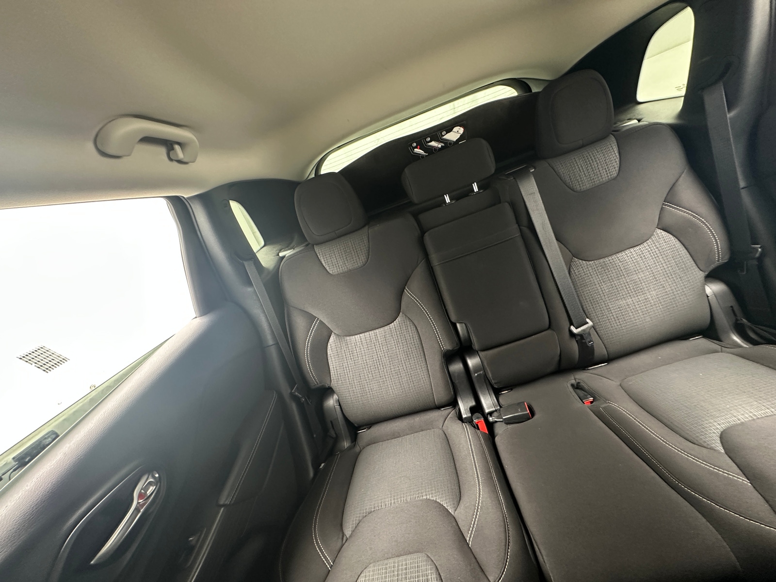 Thumbnail: 2015 Jeep Cherokee - 6