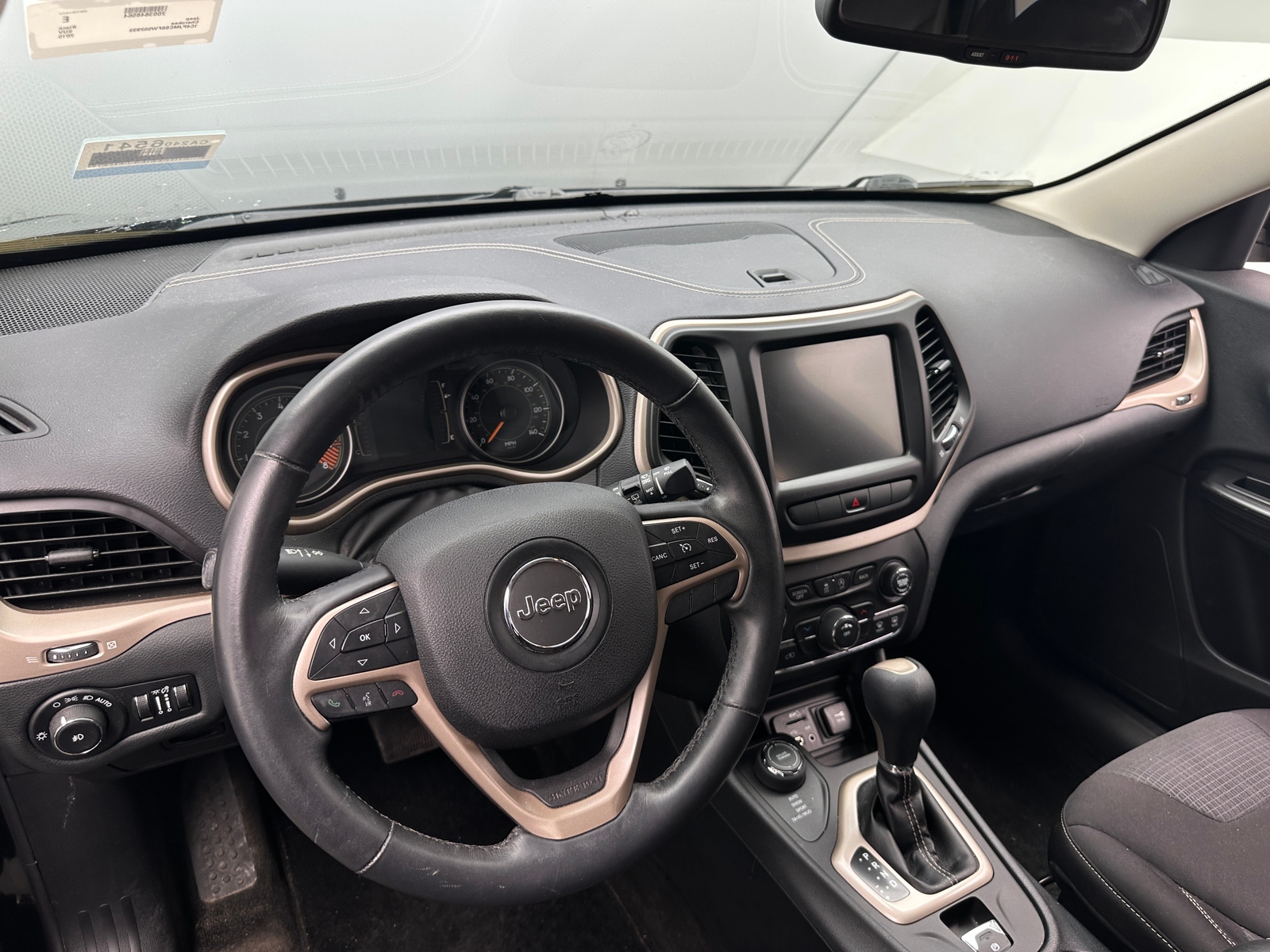 Thumbnail: 2015 Jeep Cherokee - 3