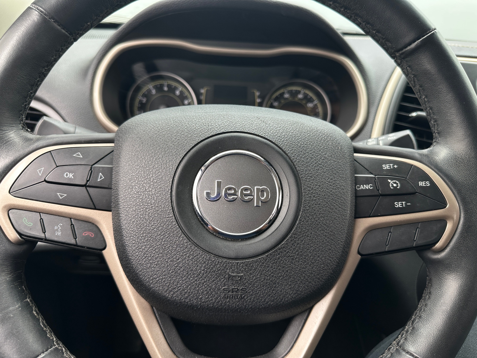 Thumbnail: 2015 Jeep Cherokee - 5