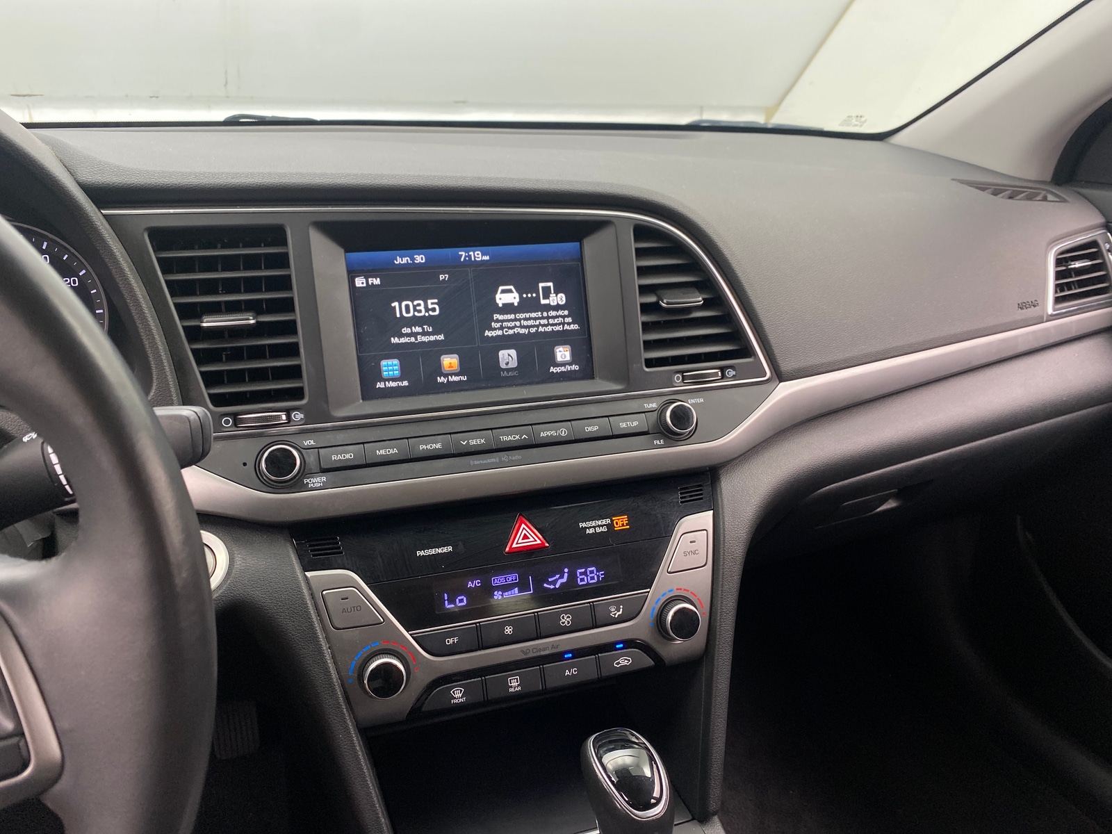 Thumbnail: 2018 Hyundai Elantra - 4