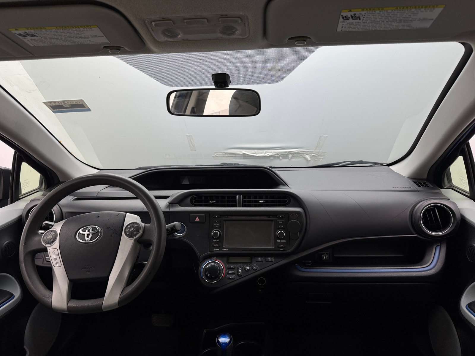 Thumbnail: 2013 Toyota Prius c - 3