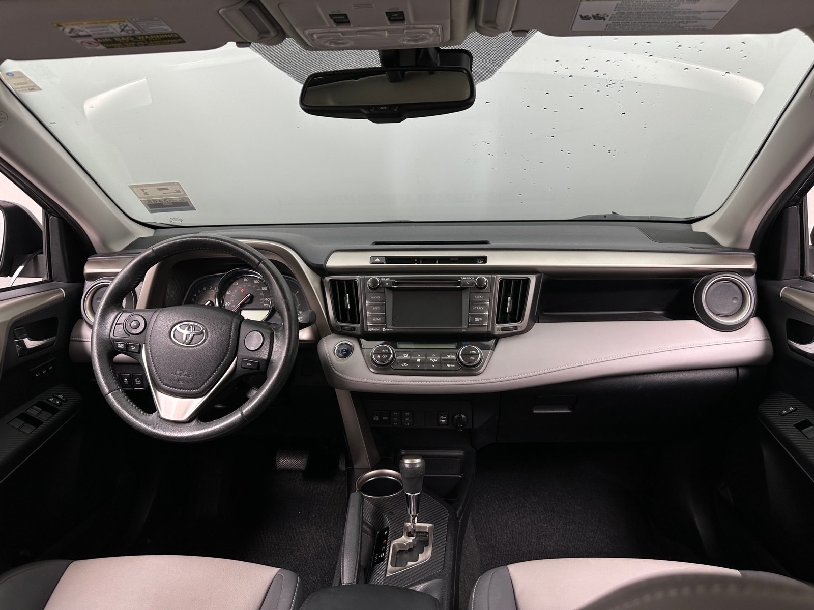 Thumbnail: 2015 Toyota RAV4 - 2