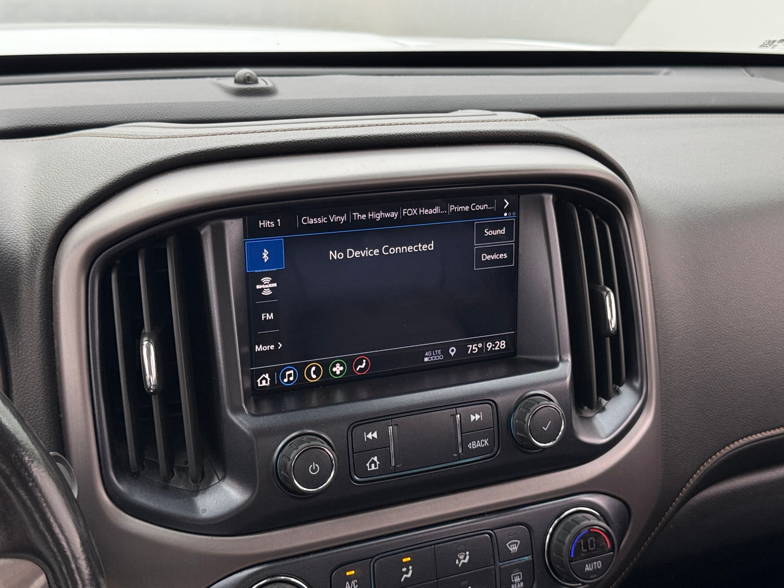 Thumbnail: 2021 GMC Canyon - 3