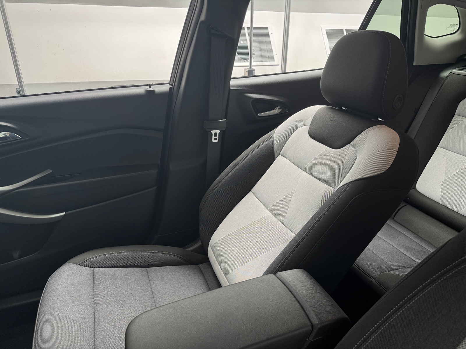 Thumbnail: 2024 Chevrolet Trax - 2