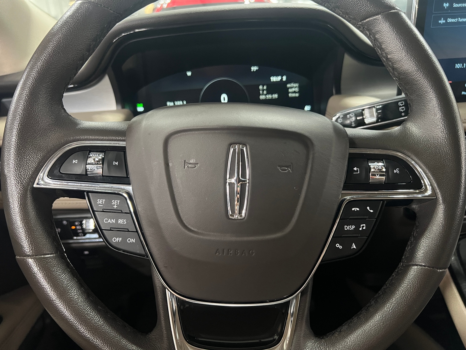 Thumbnail: 2022 Lincoln Nautilus - 4